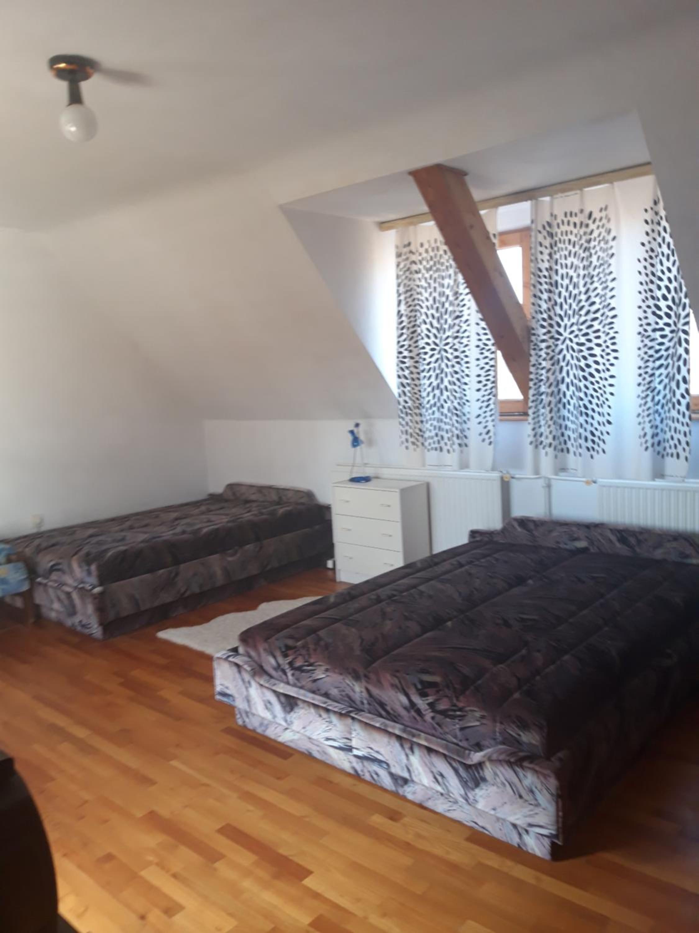 Family Room with Balcony photo 3