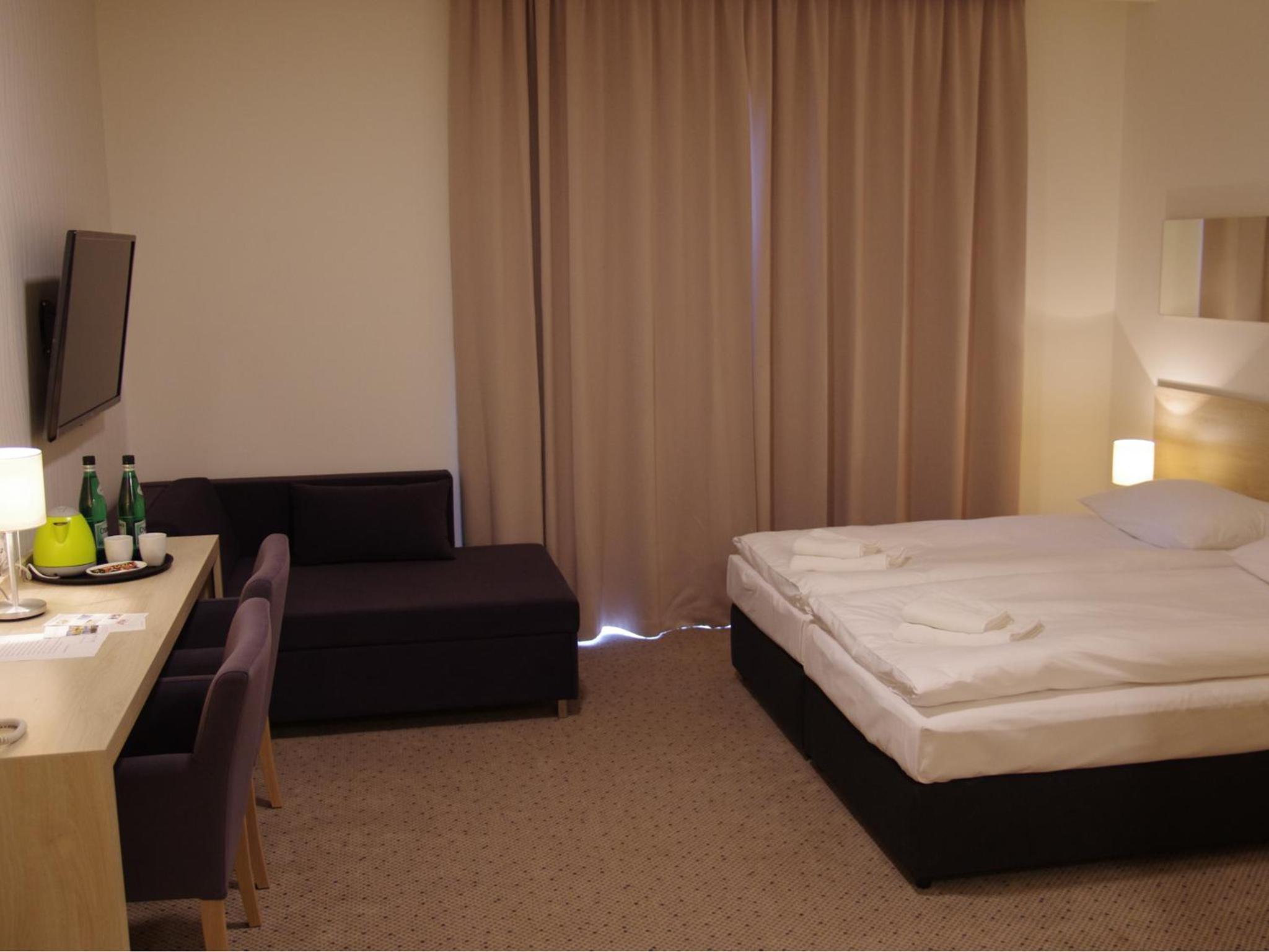 Superior Twin Room - Photo 1