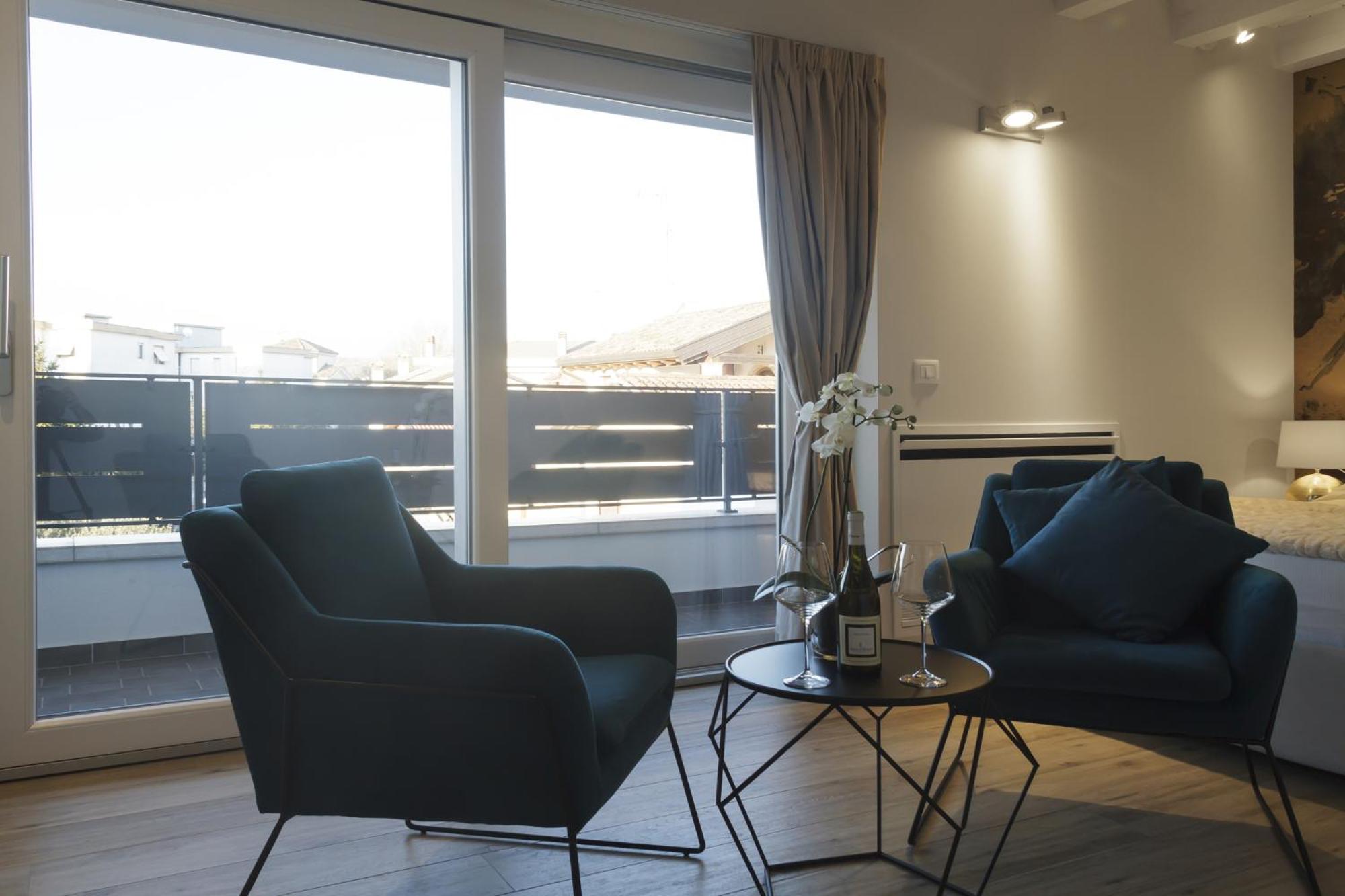 Double Room with Terrace - Photo 4