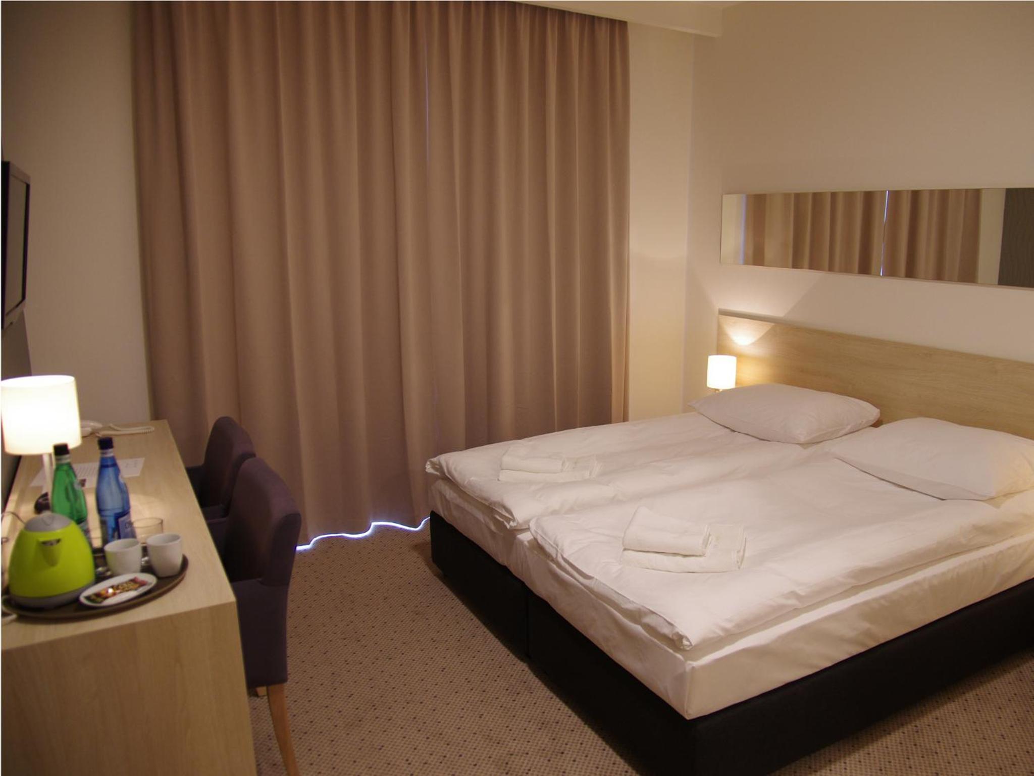 Double or Twin Room - Photo 2