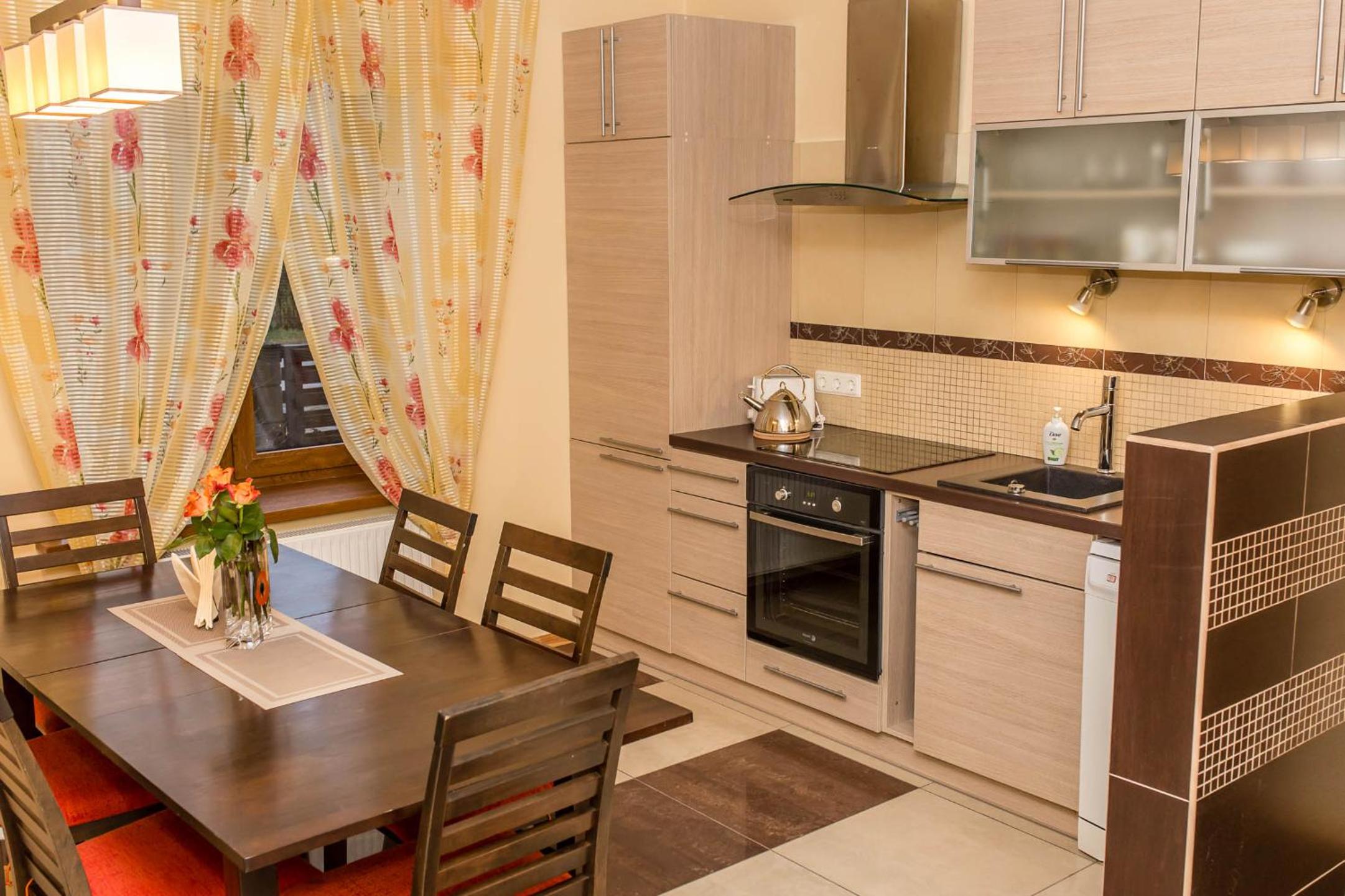 One-Bedroom House photo 1