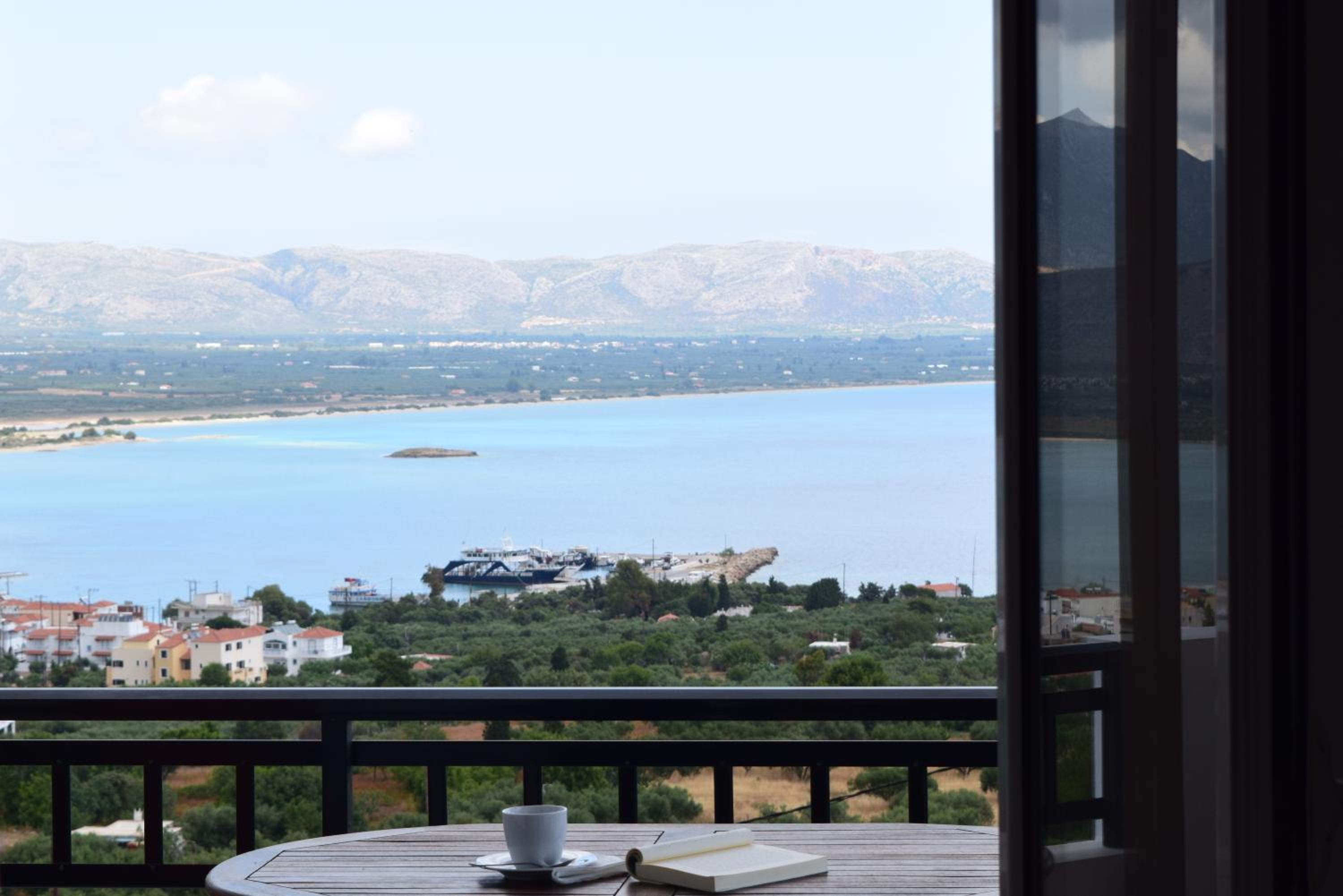 Double Room with Balcony and Sea View photo 2