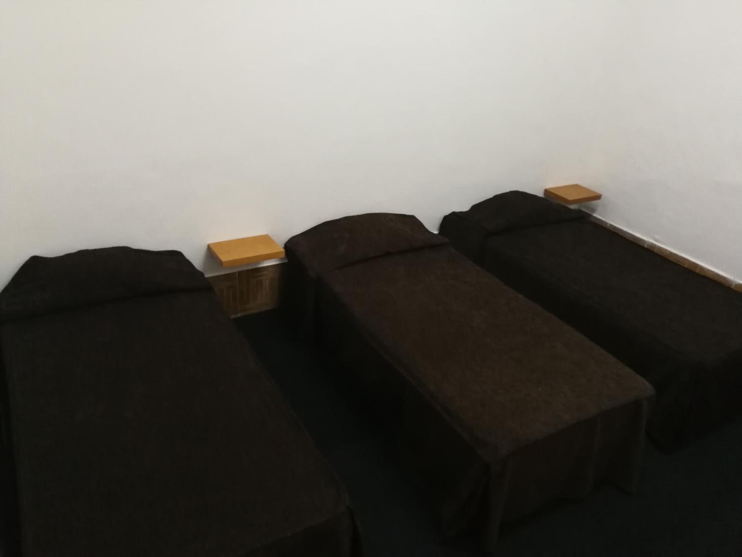 Triple Room with Shared Bathroom photo 2