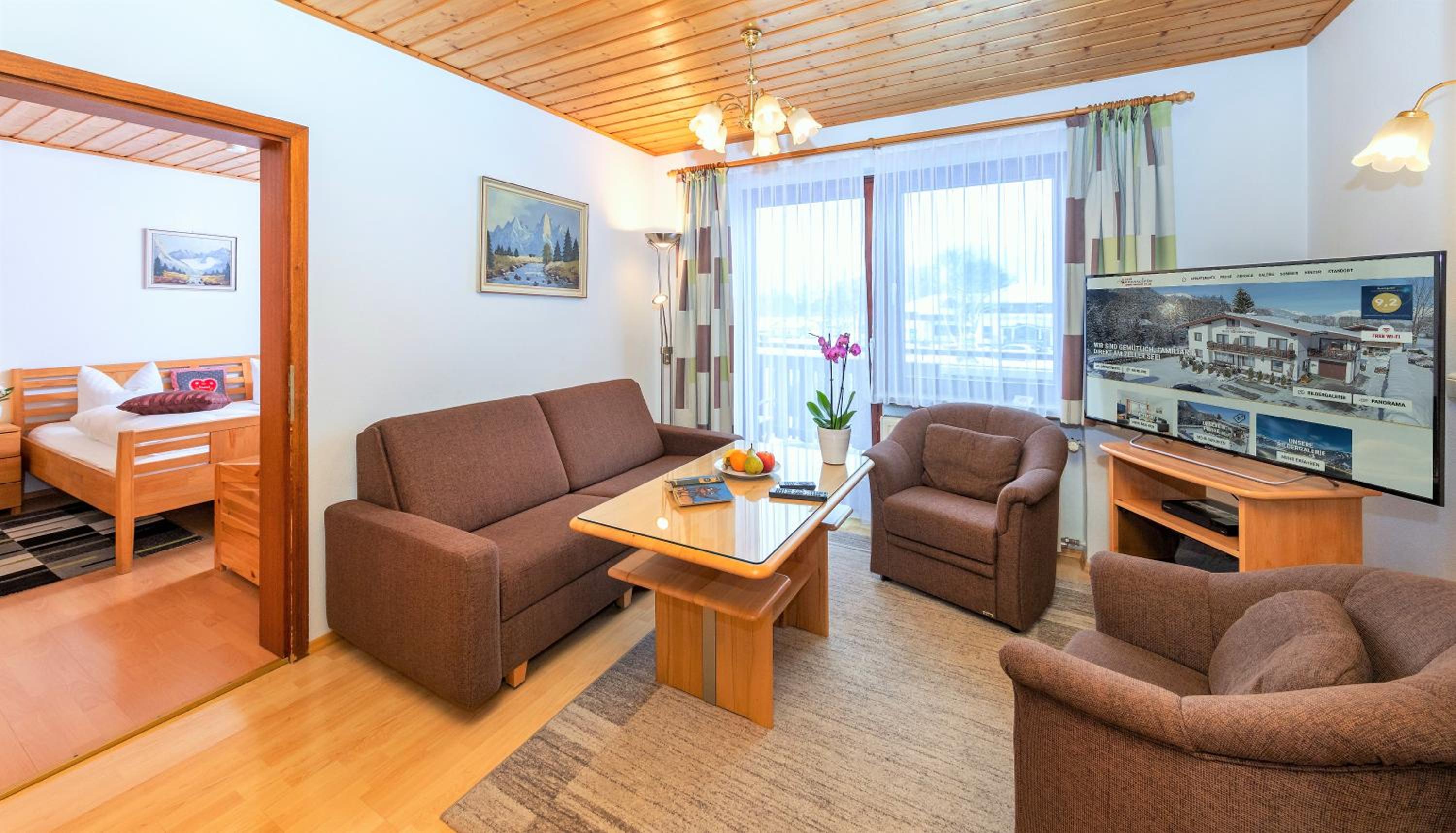 One-Bedroom Apartment with Balcony (2-3 People) photo 1