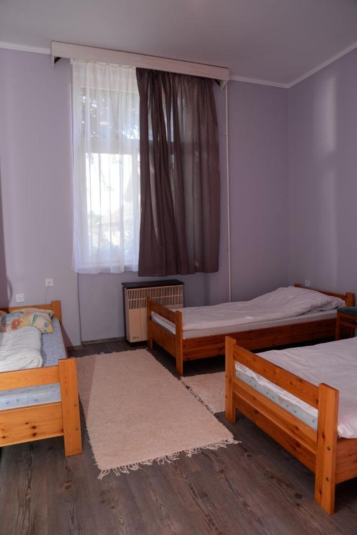 Comfort Triple Room with Shower - Photo 6