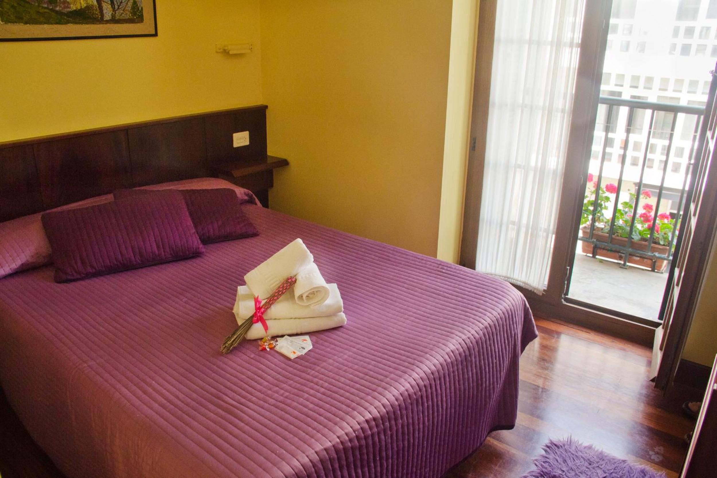 Double or Twin Room - Photo 5