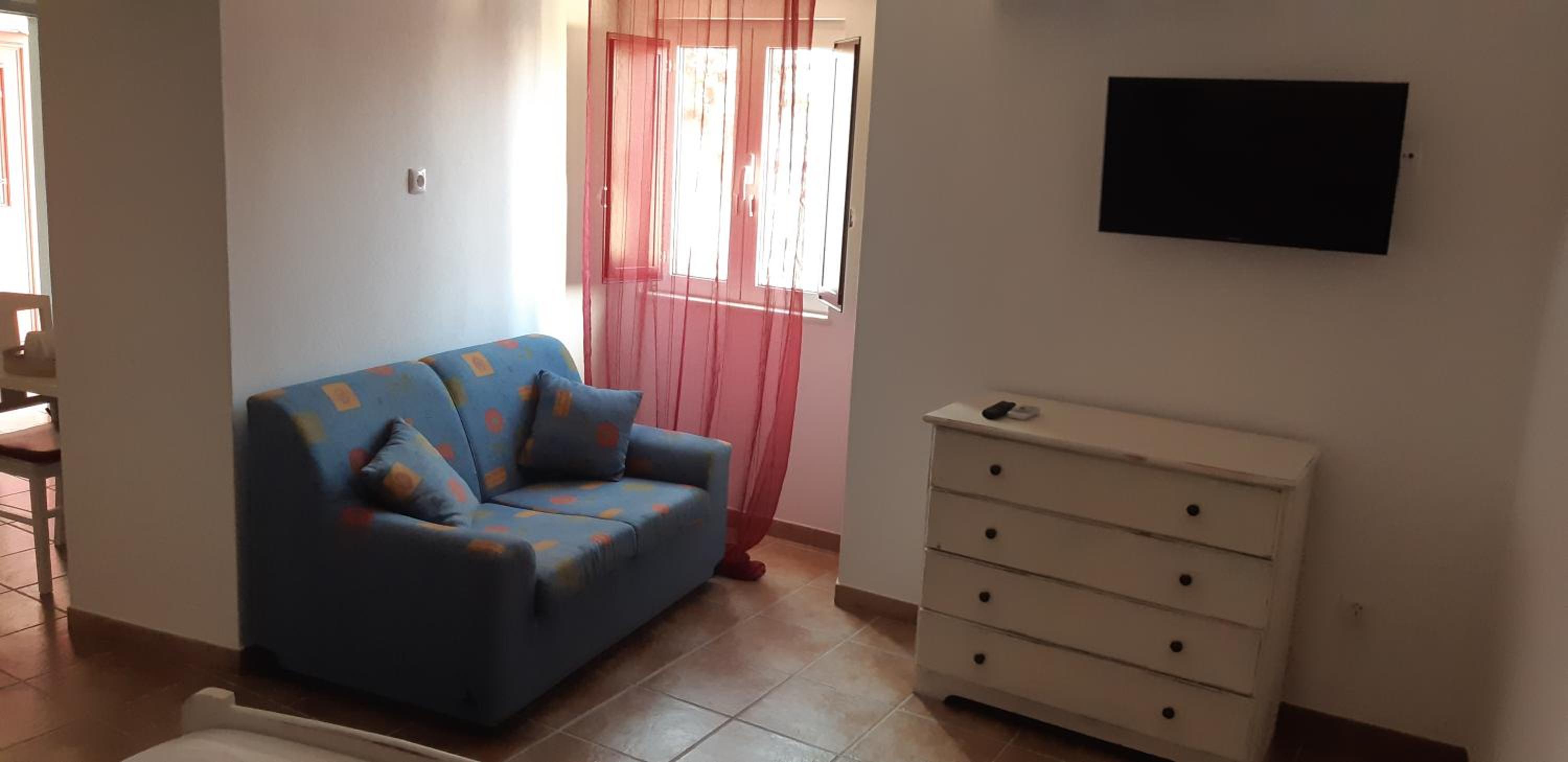 Apartment - Ground Floor photo 3