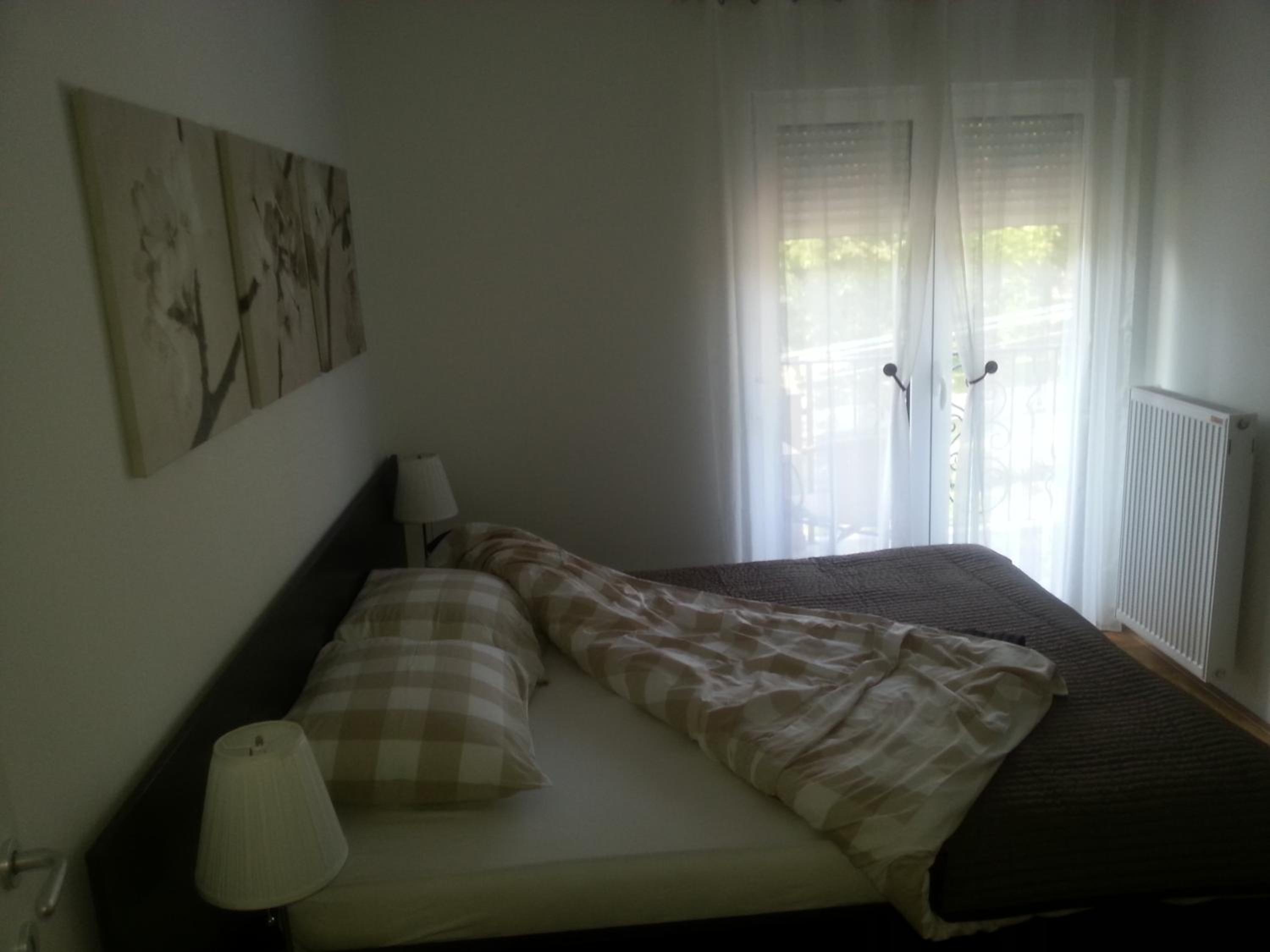 One-Bedroom Apartment with Balcony photo 1