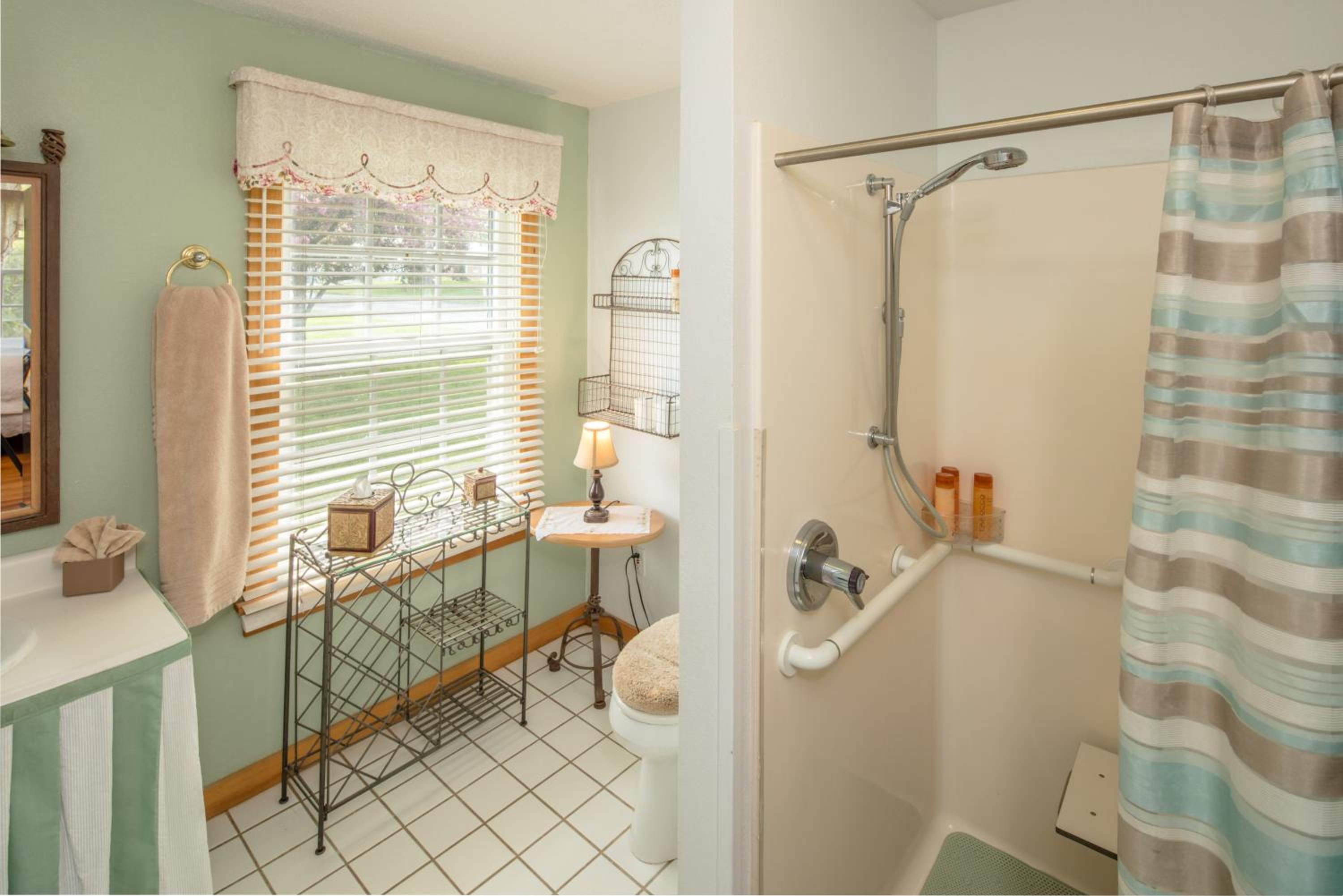 Deluxe Room - Pet Friendly photo 2