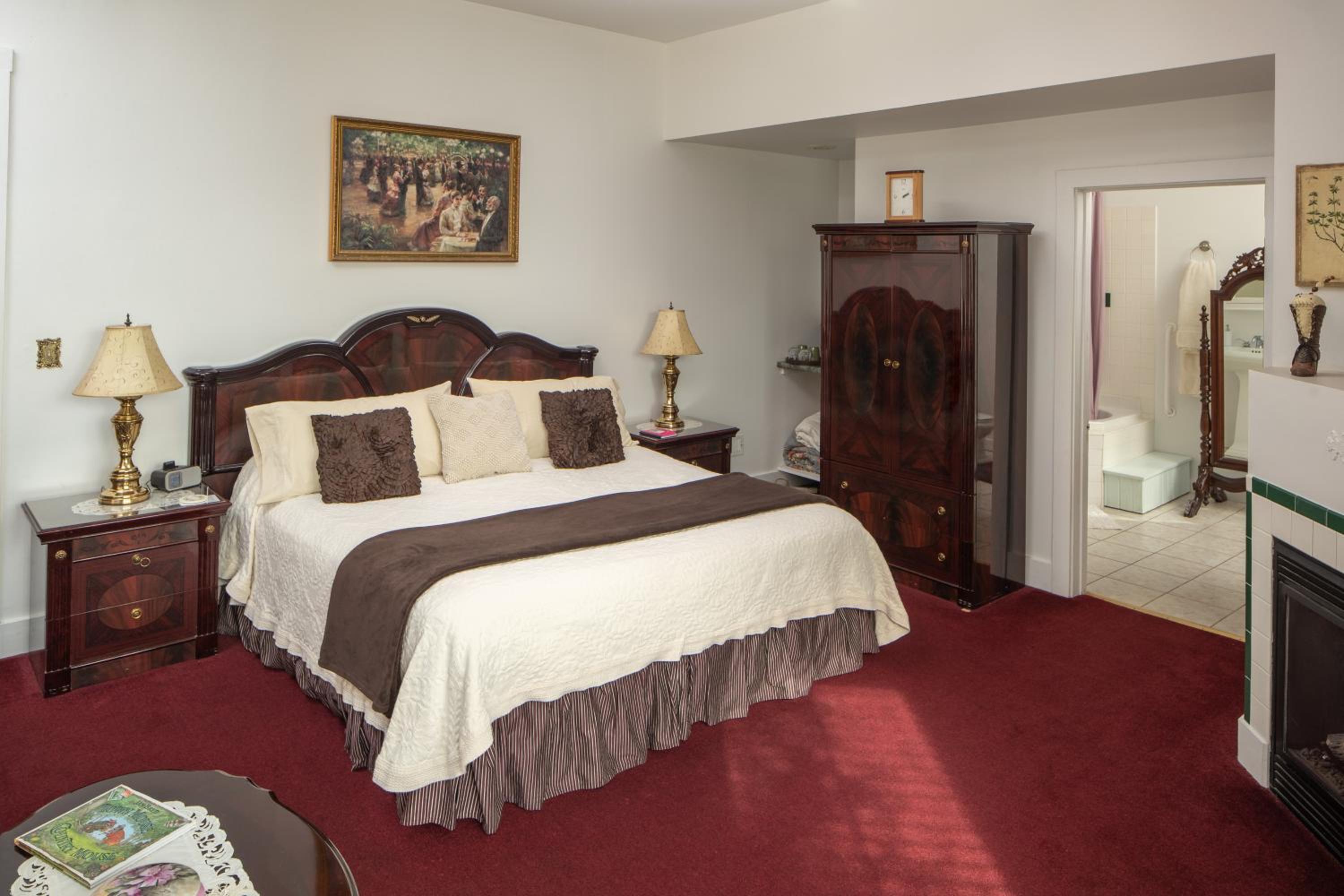 King Suite photo 3