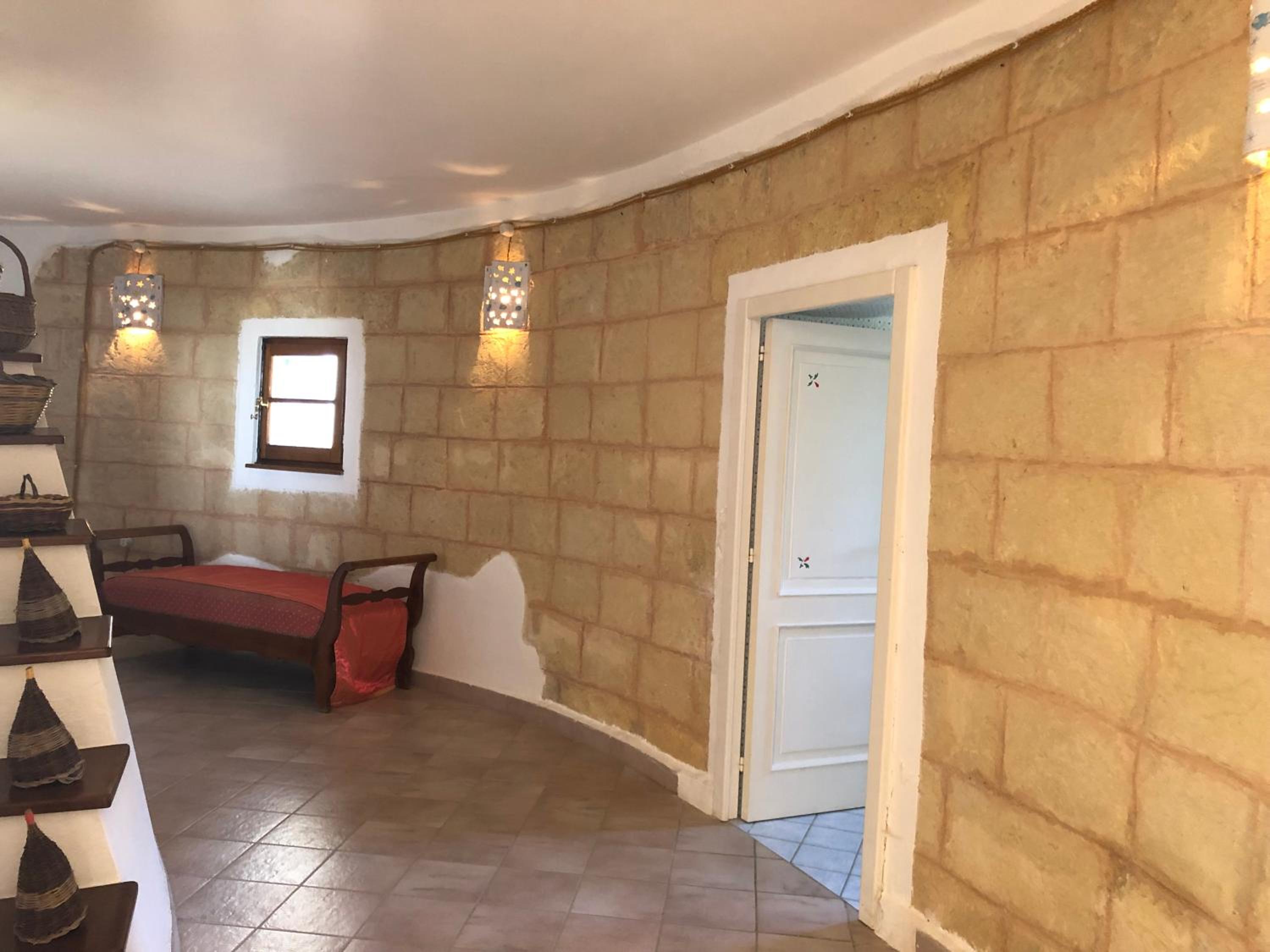 Four-Bedroom House photo 2