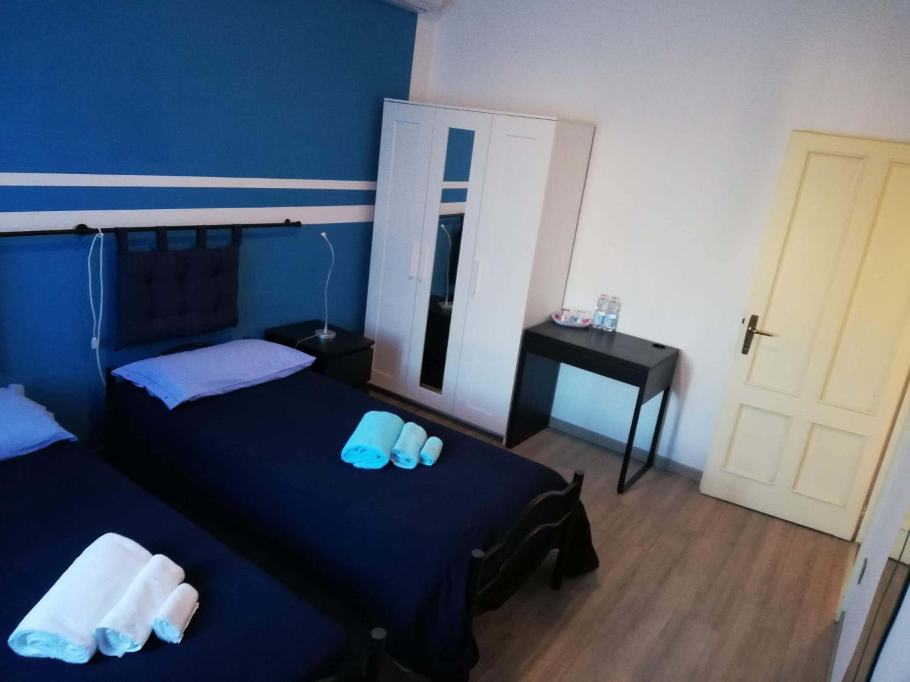 Double or Twin Room with Bathroom photo 3