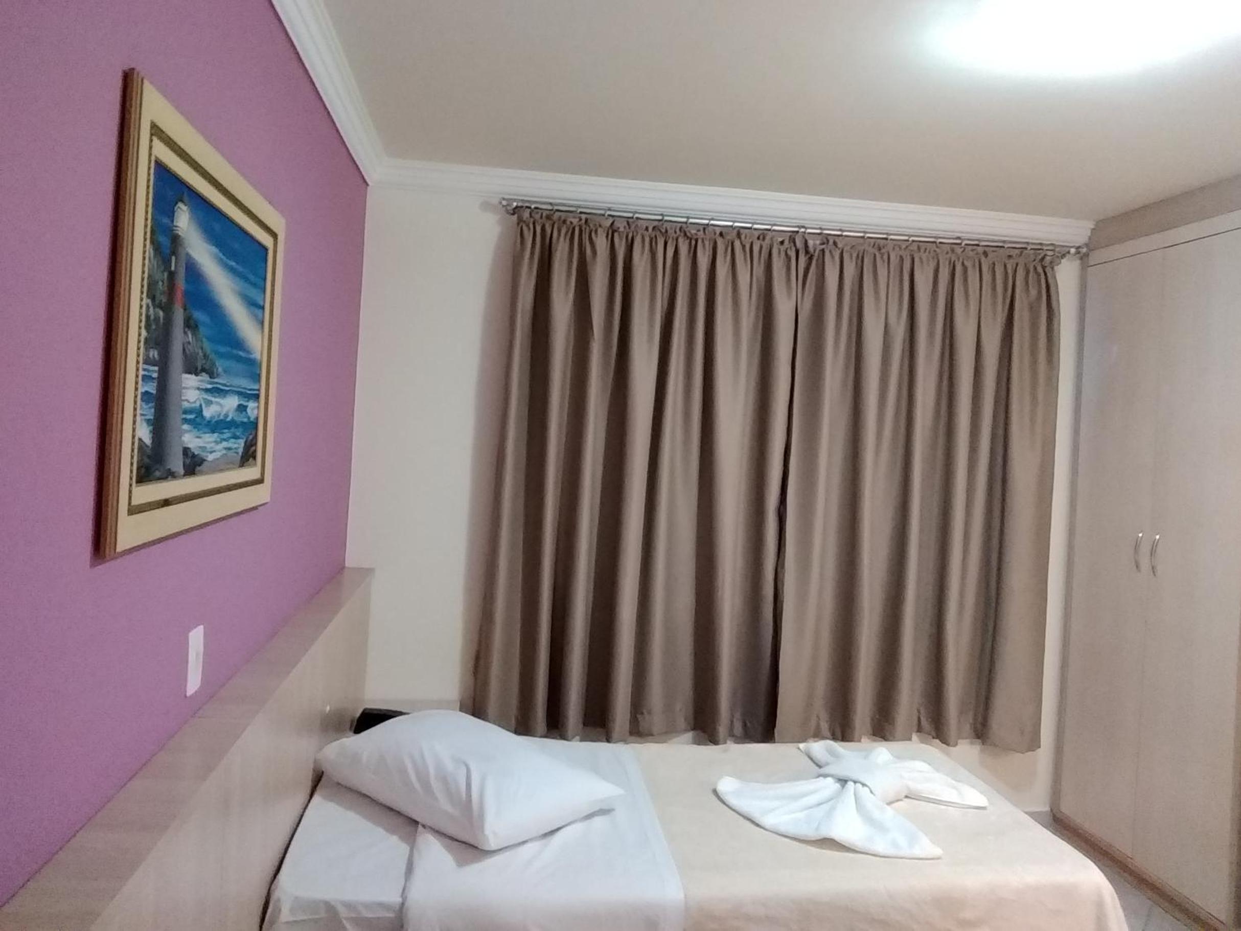 Single Room with Private Bathroom photo 2