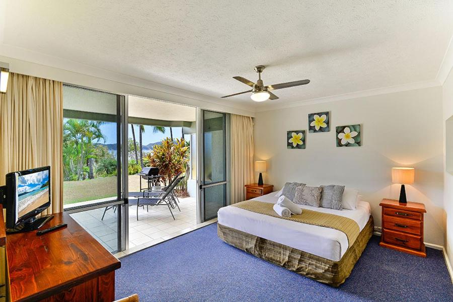 Apartment with Sea View photo 2