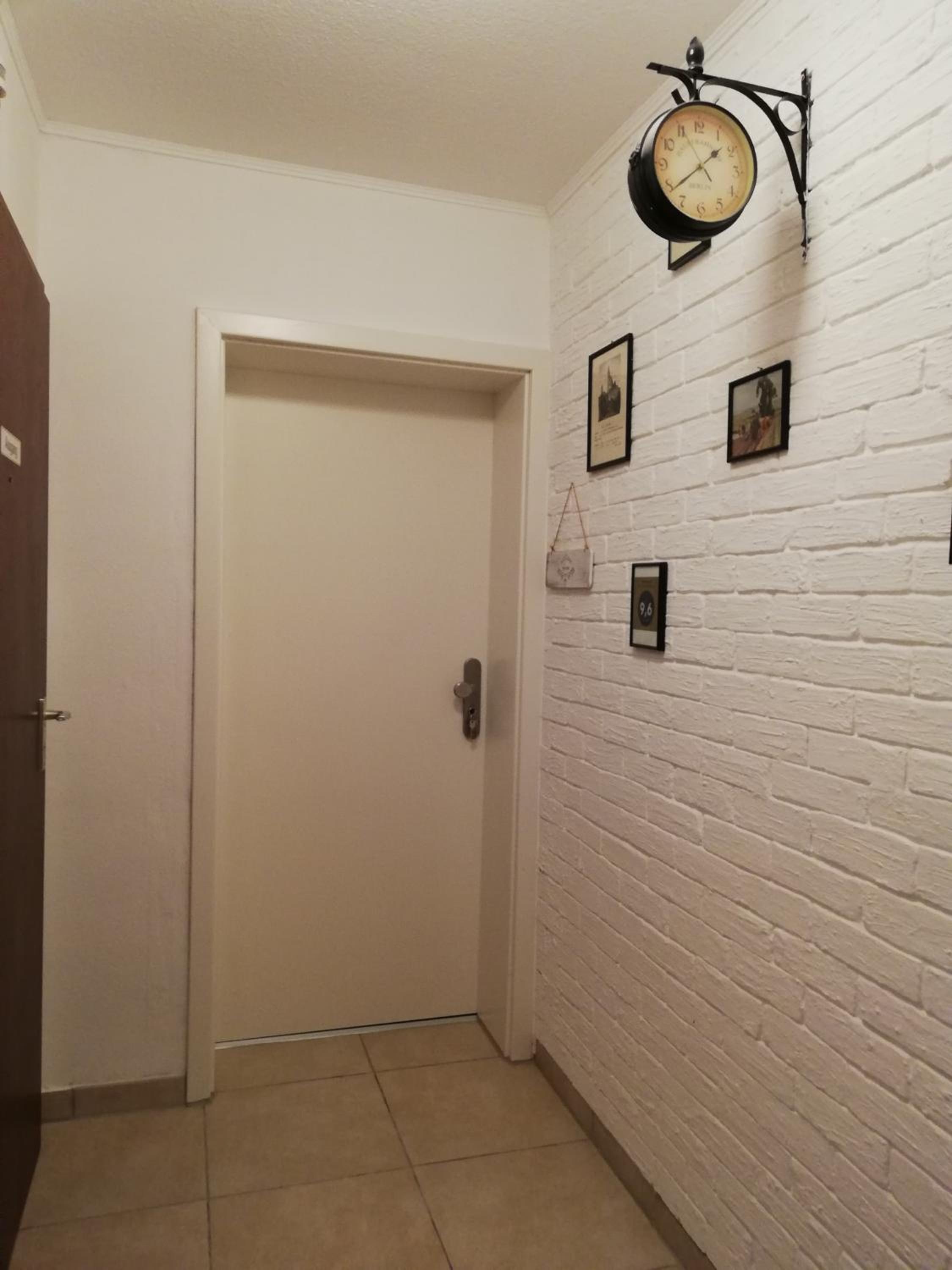 Studio Apartment photo 1