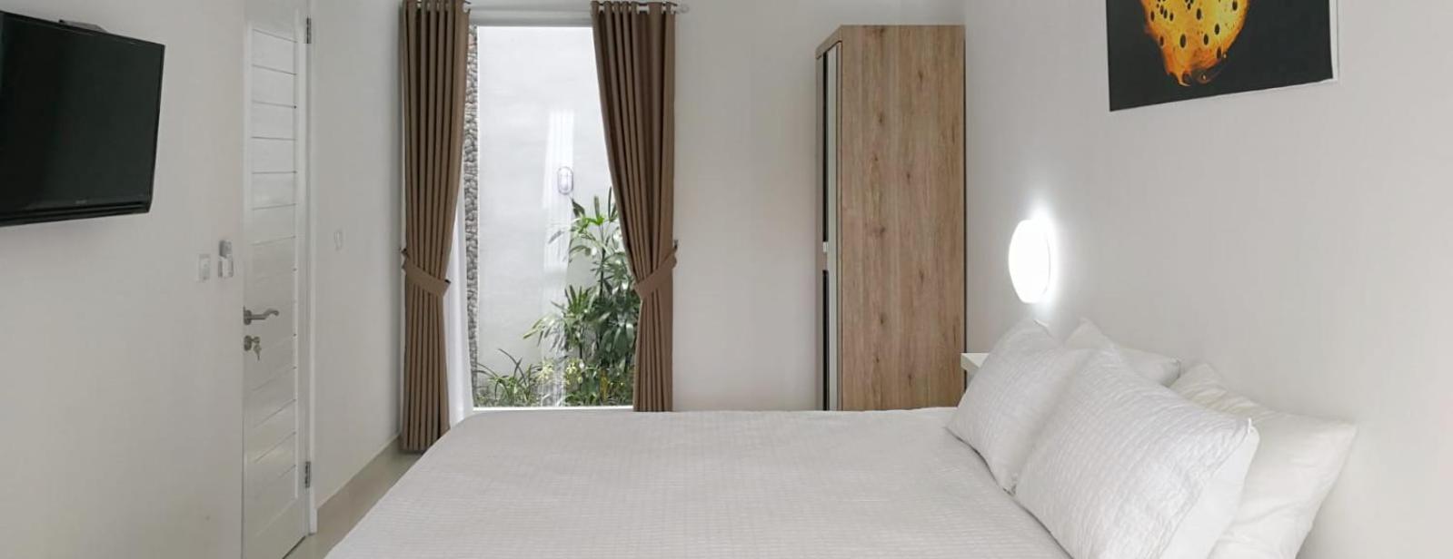 Two-Bedroom Apartment - Photo 25