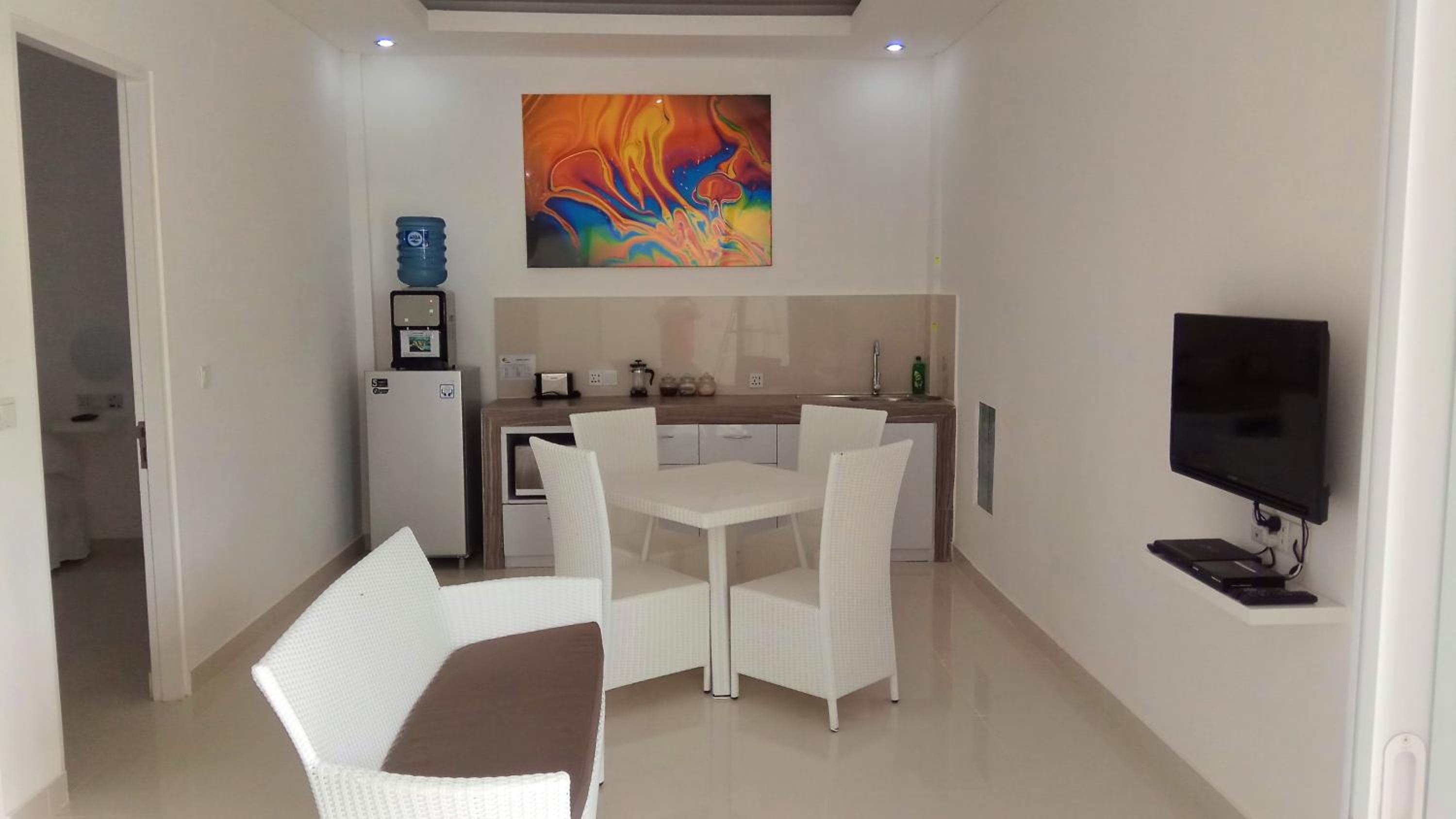 Two-Bedroom Apartment - Photo 27