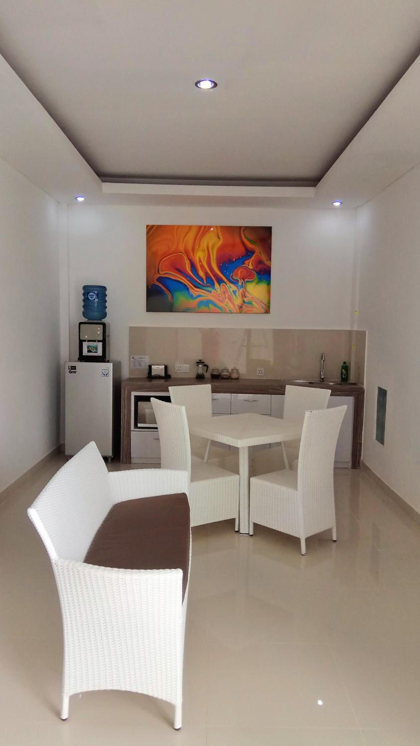 Two-Bedroom Apartment - Photo 13