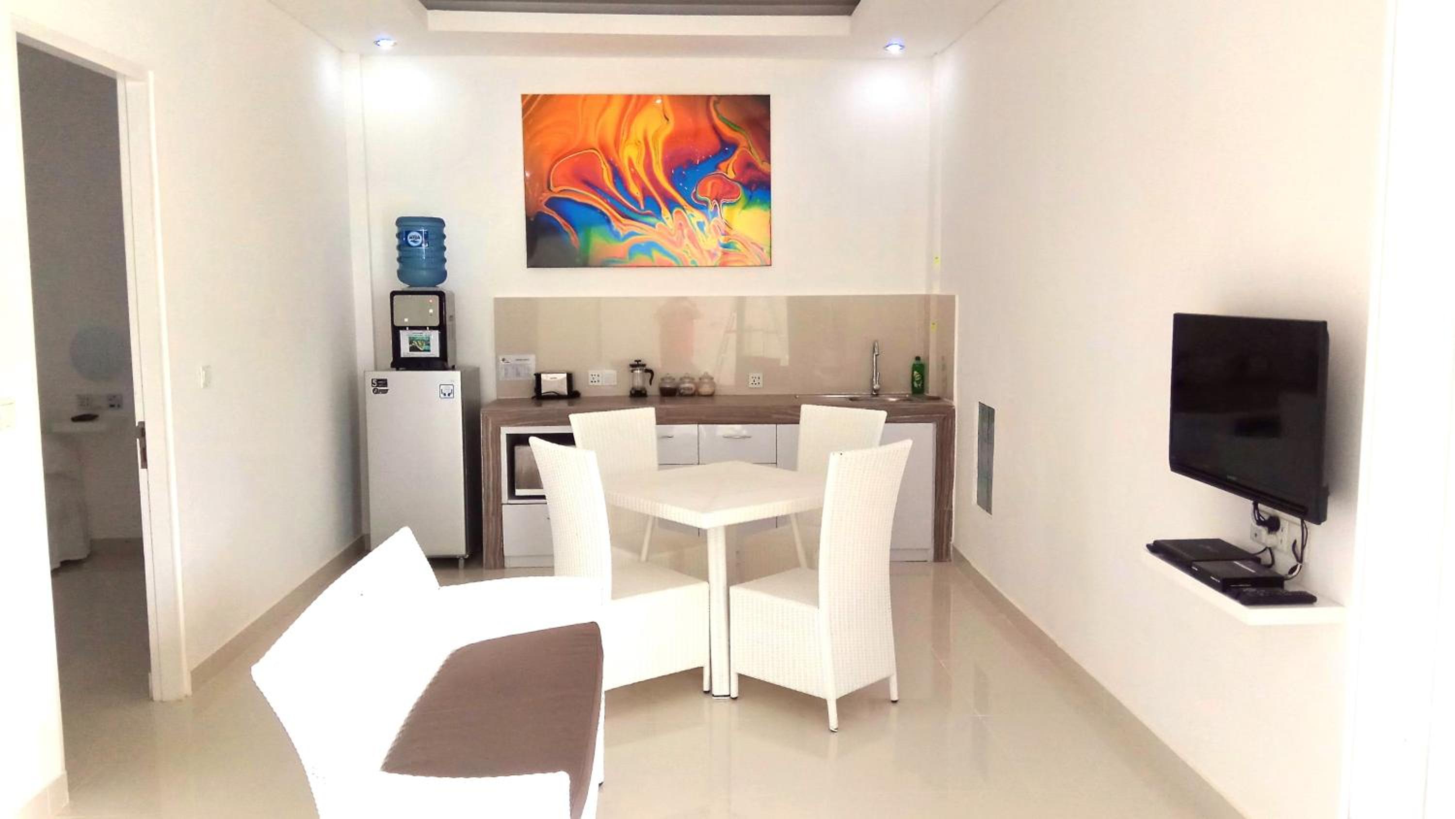 Two-Bedroom Apartment - Photo 10