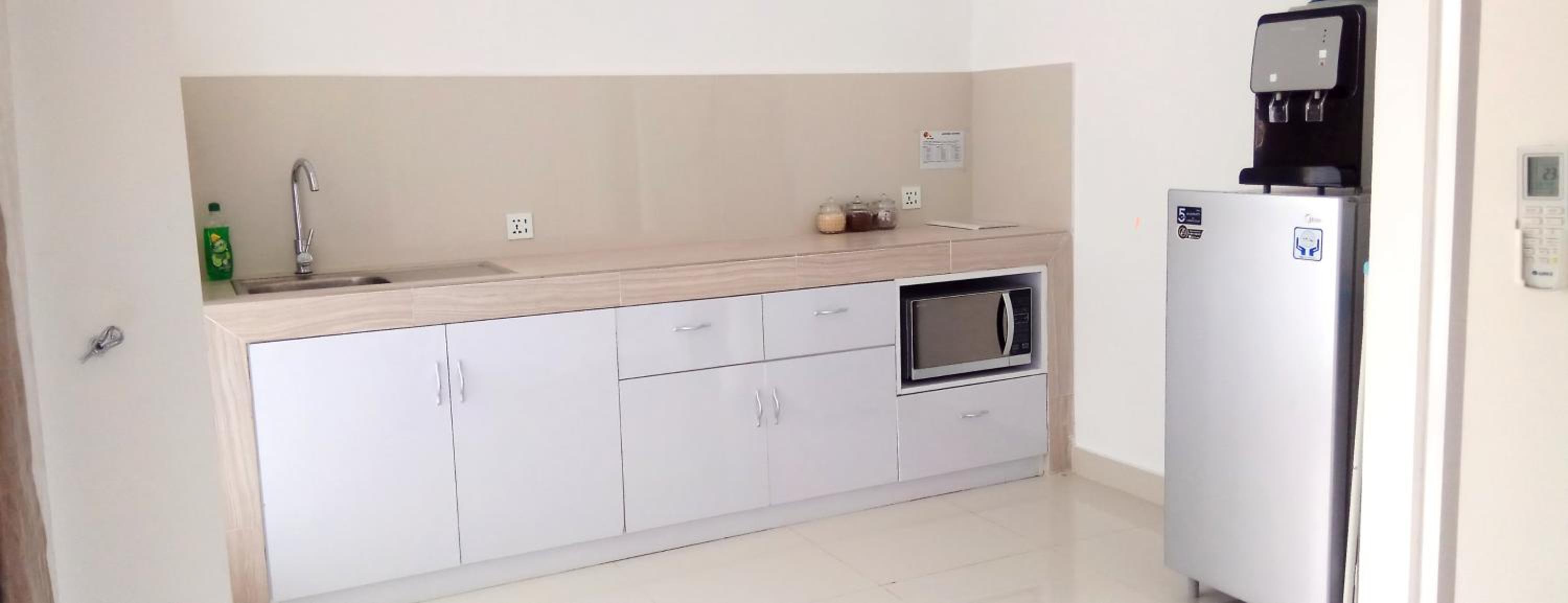 One-Bedroom Apartment - Photo 4