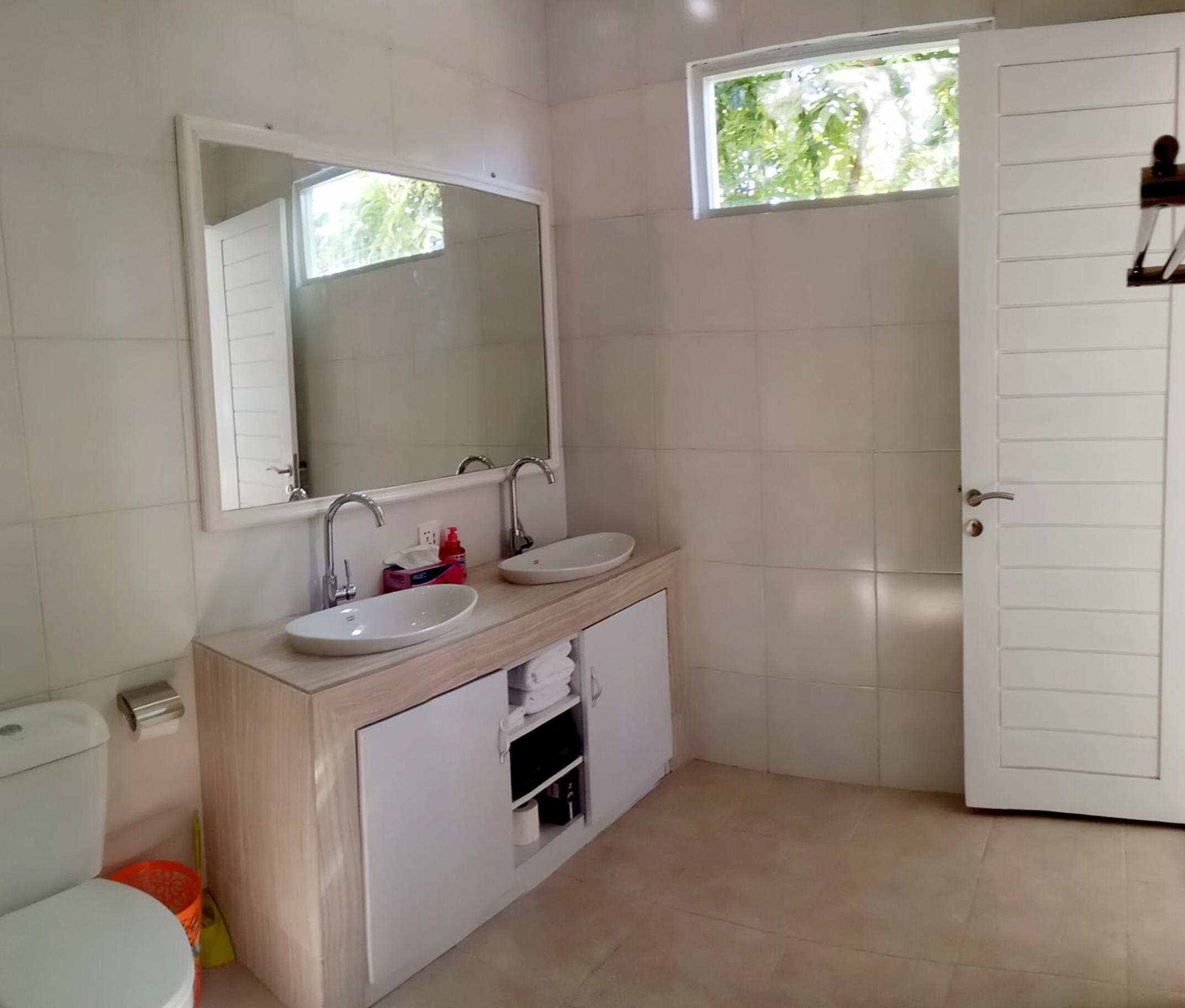 One-Bedroom Apartment - Photo 10