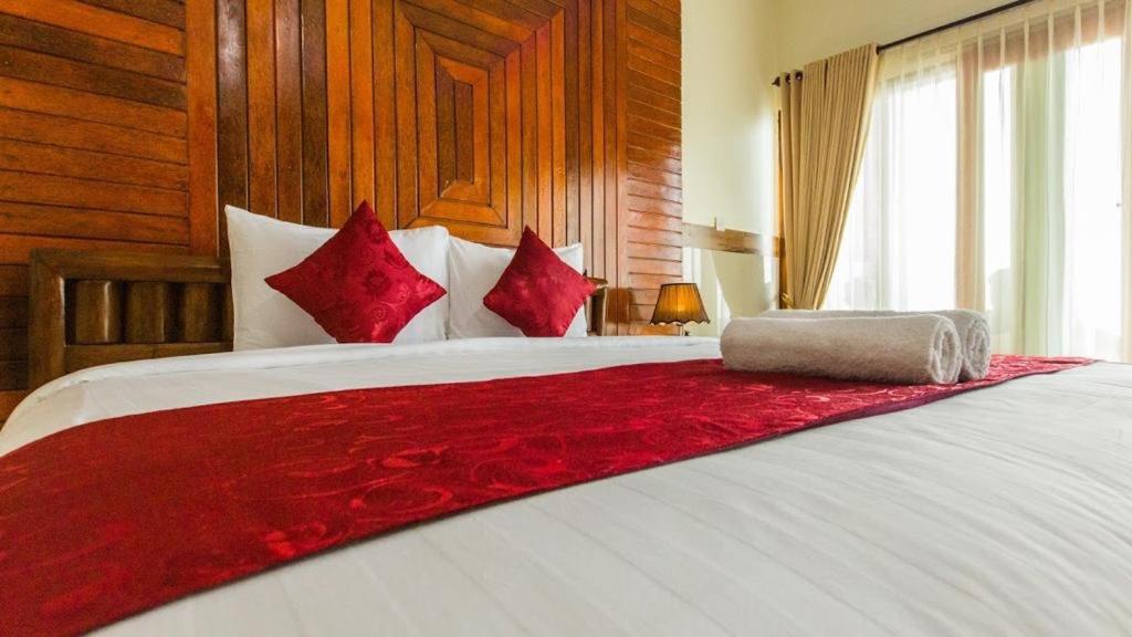 Deluxe Double Room with Sea View - Photo 4