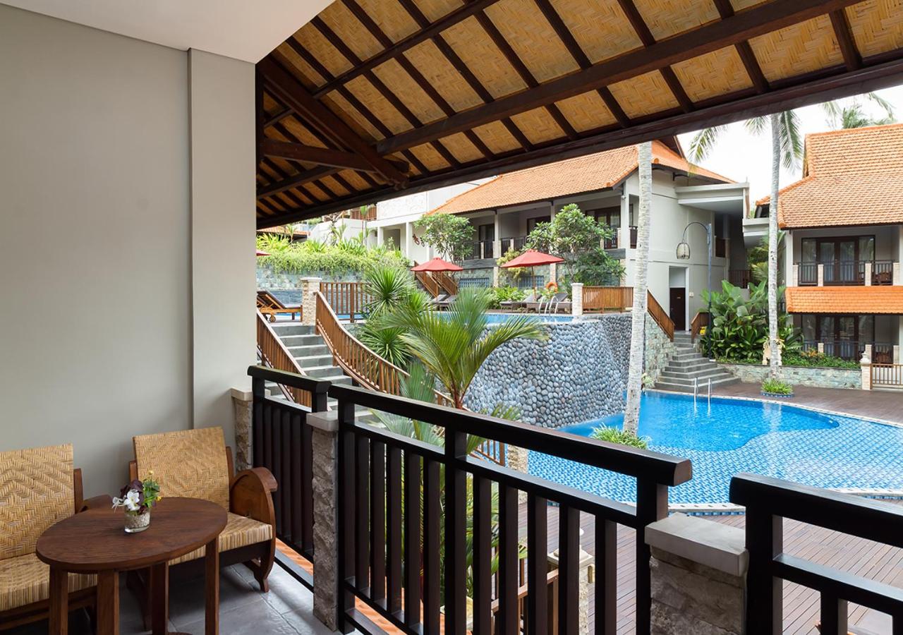 Deluxe Double Room with Bath Tub - Non-Smoking