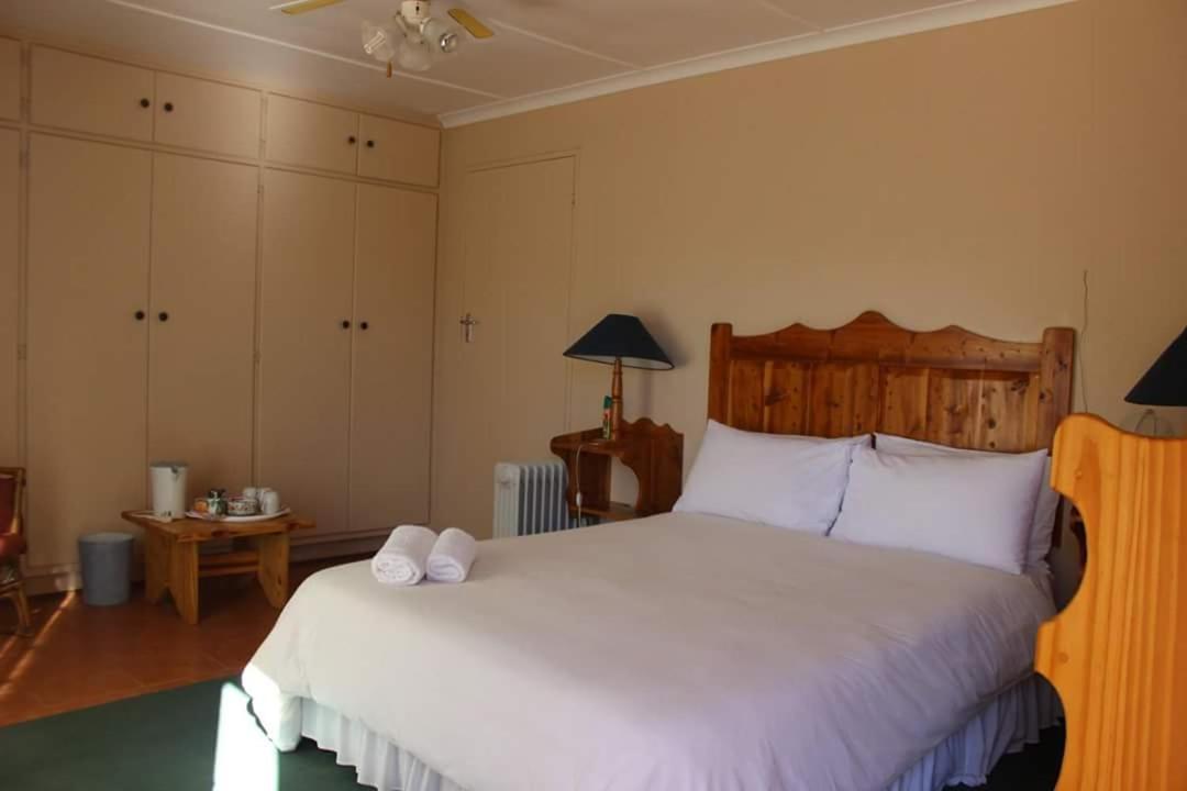 Double or Twin Room - Photo 1