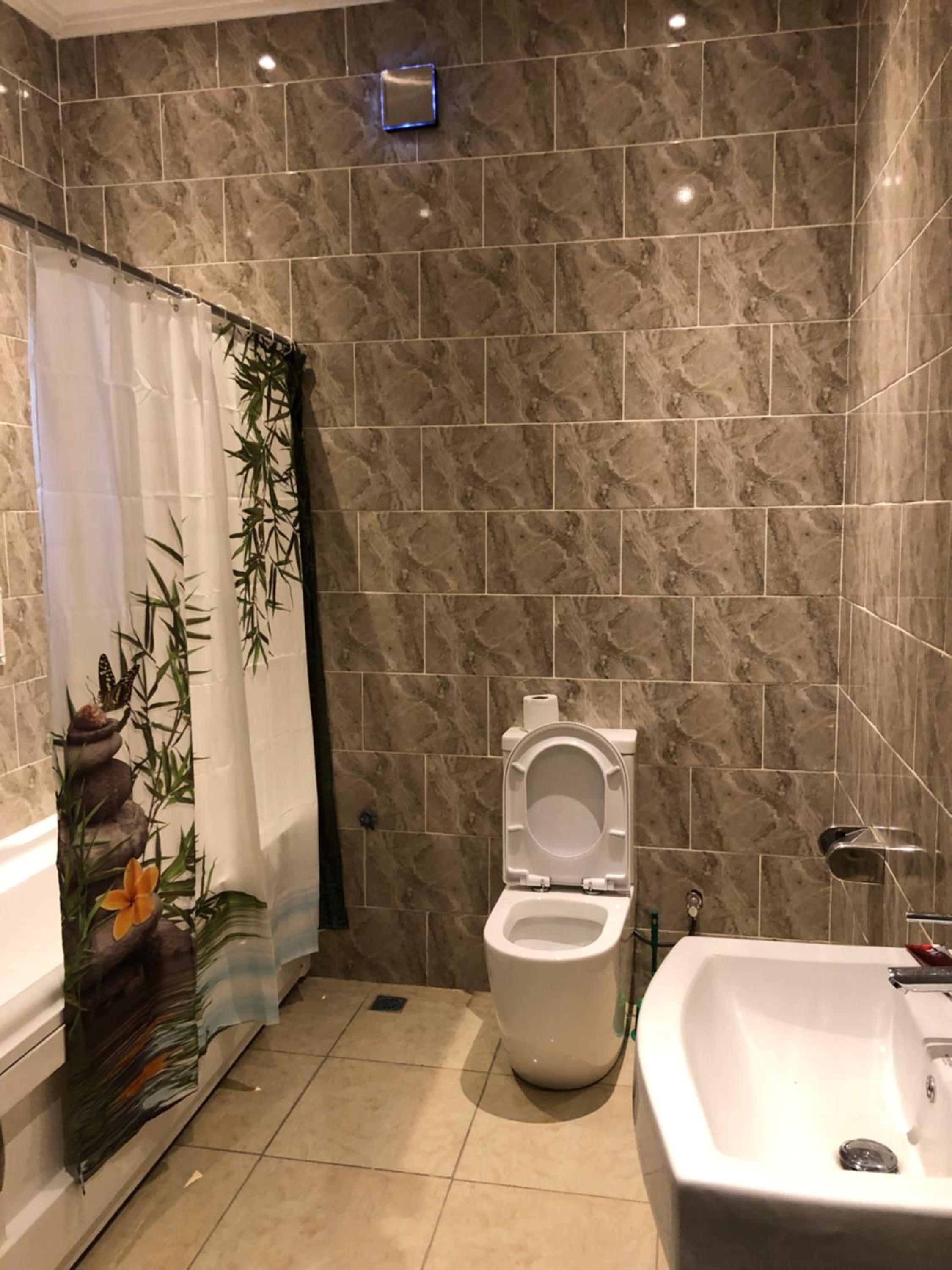 Deluxe King Room photo 2