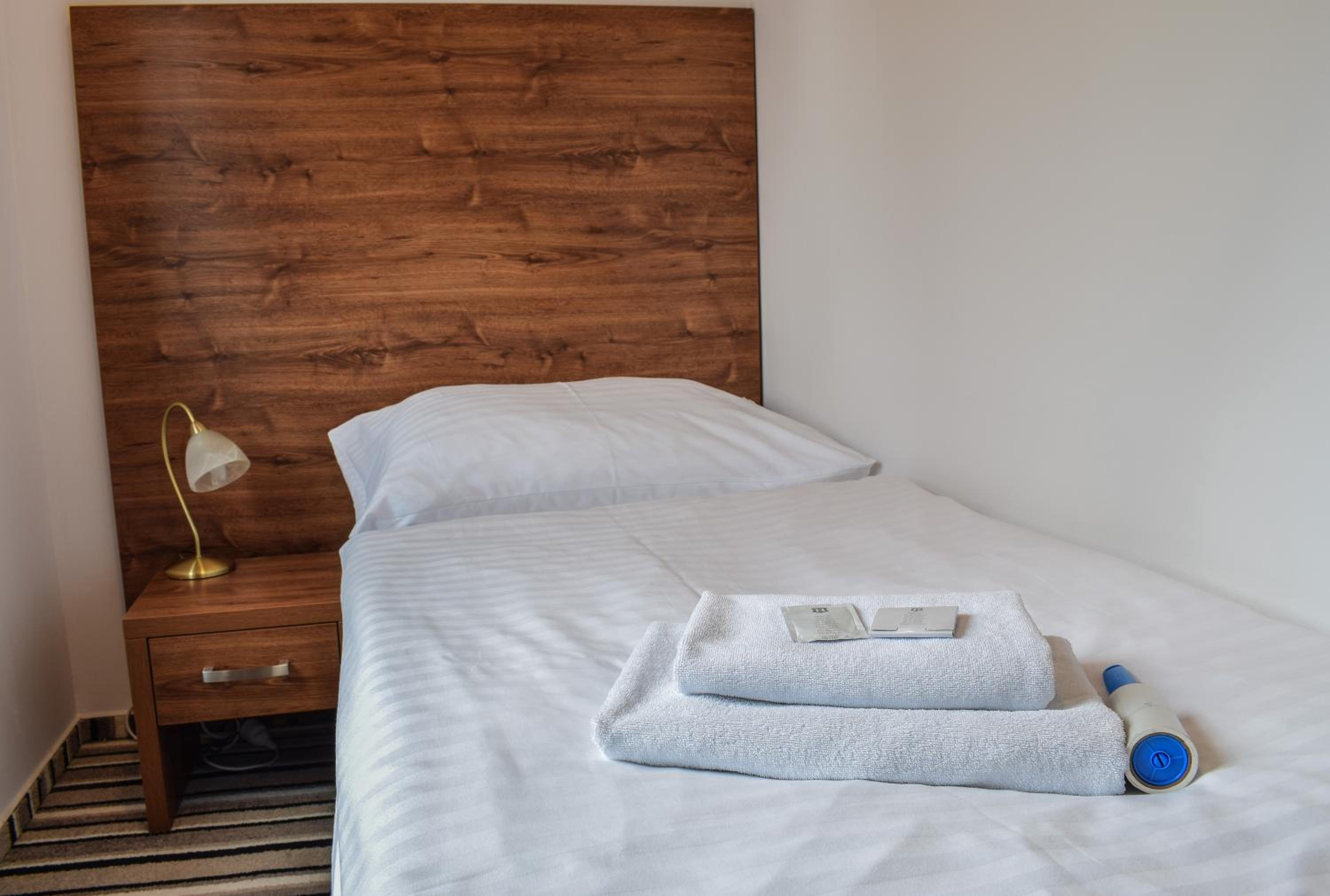 Single Room photo 2