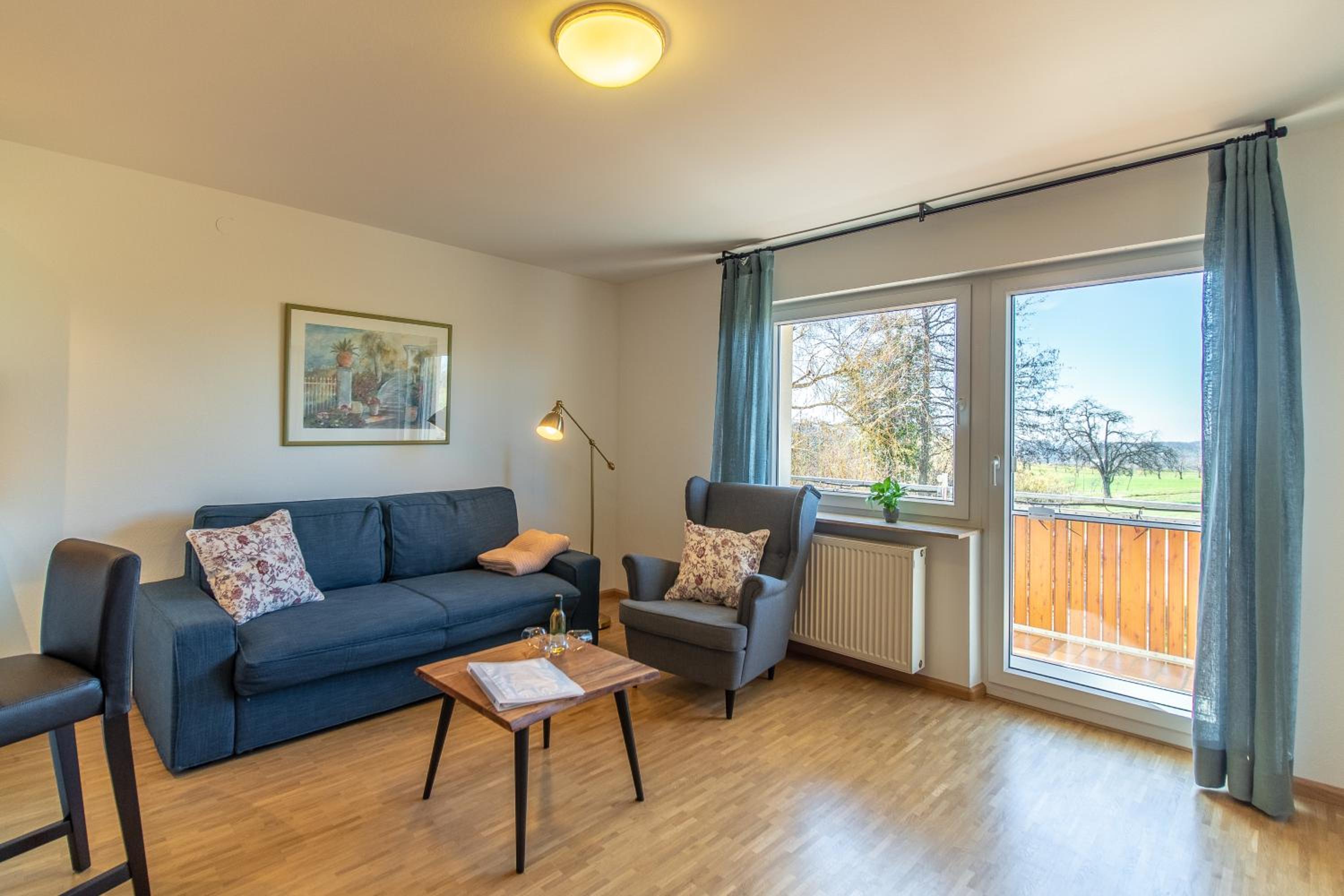 Apartment with Balcony photo 1