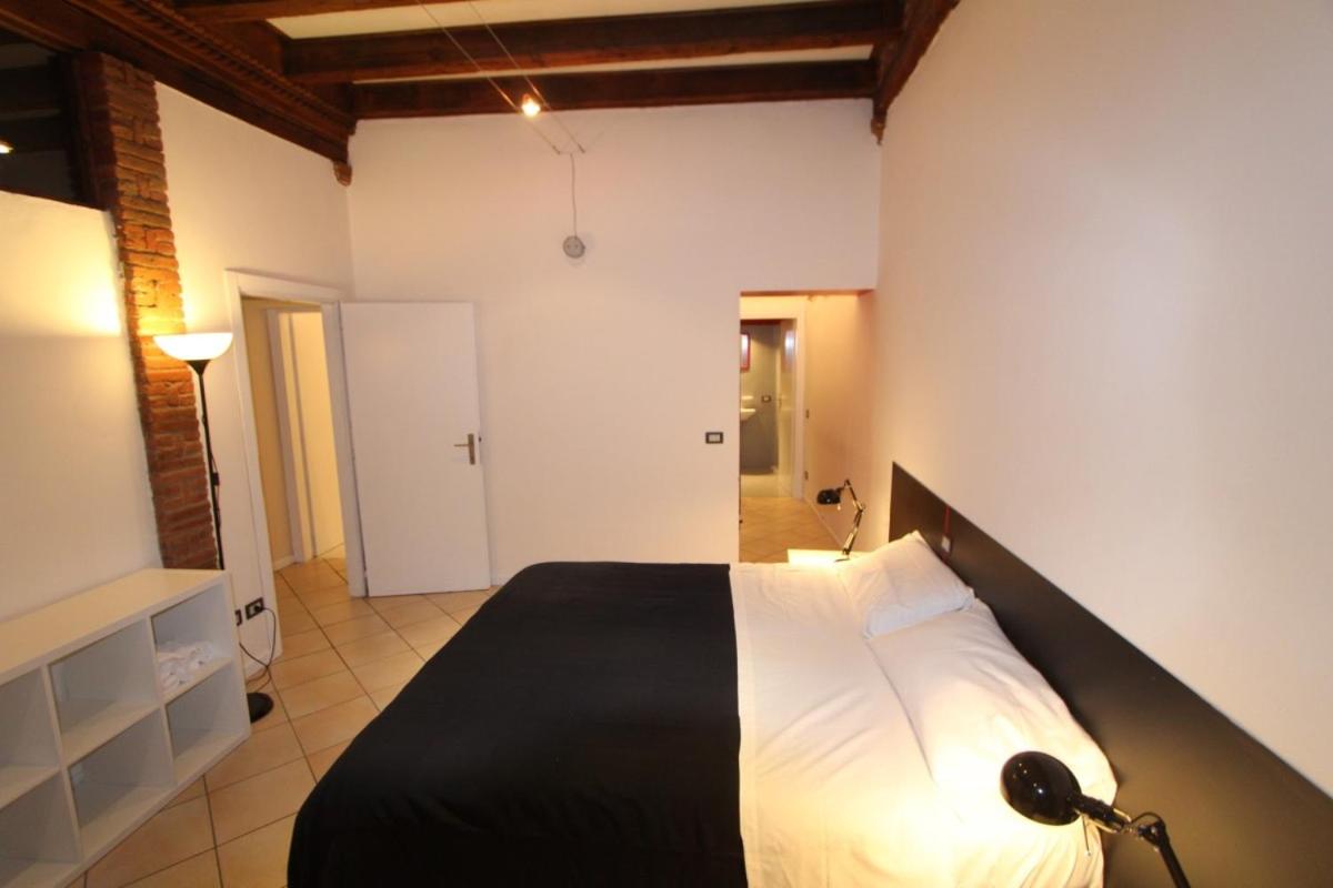 Two-Bedroom Apartment - Photo 11