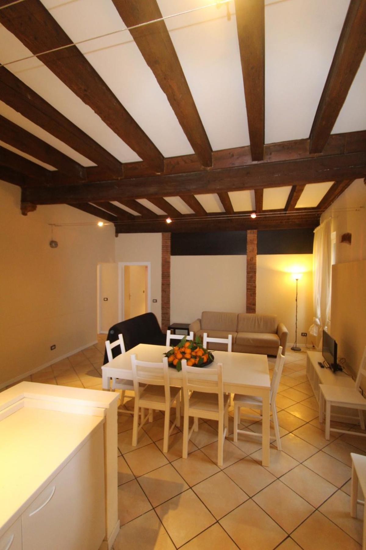 Two-Bedroom Apartment - Photo 15