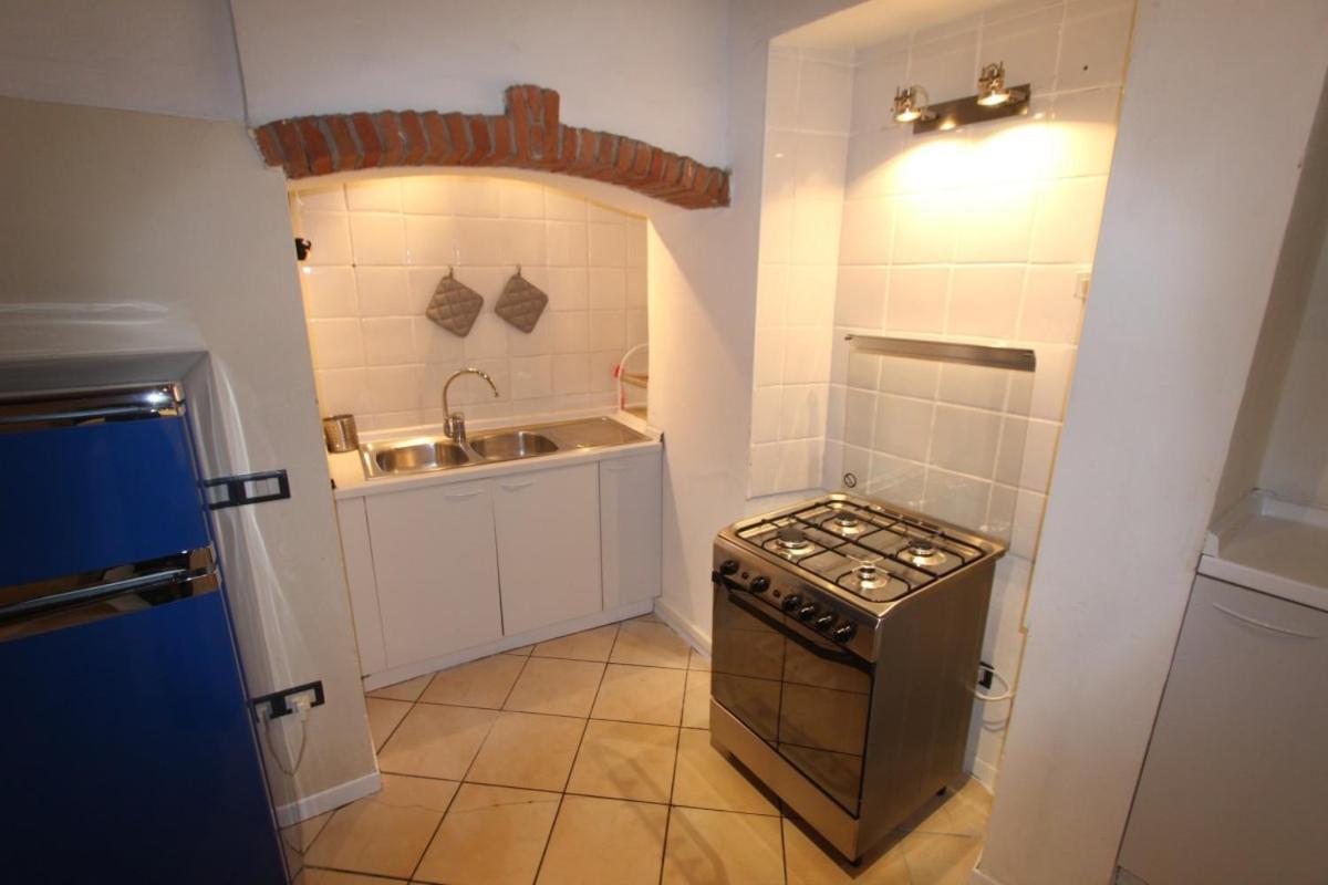 Two-Bedroom Apartment - Photo 12
