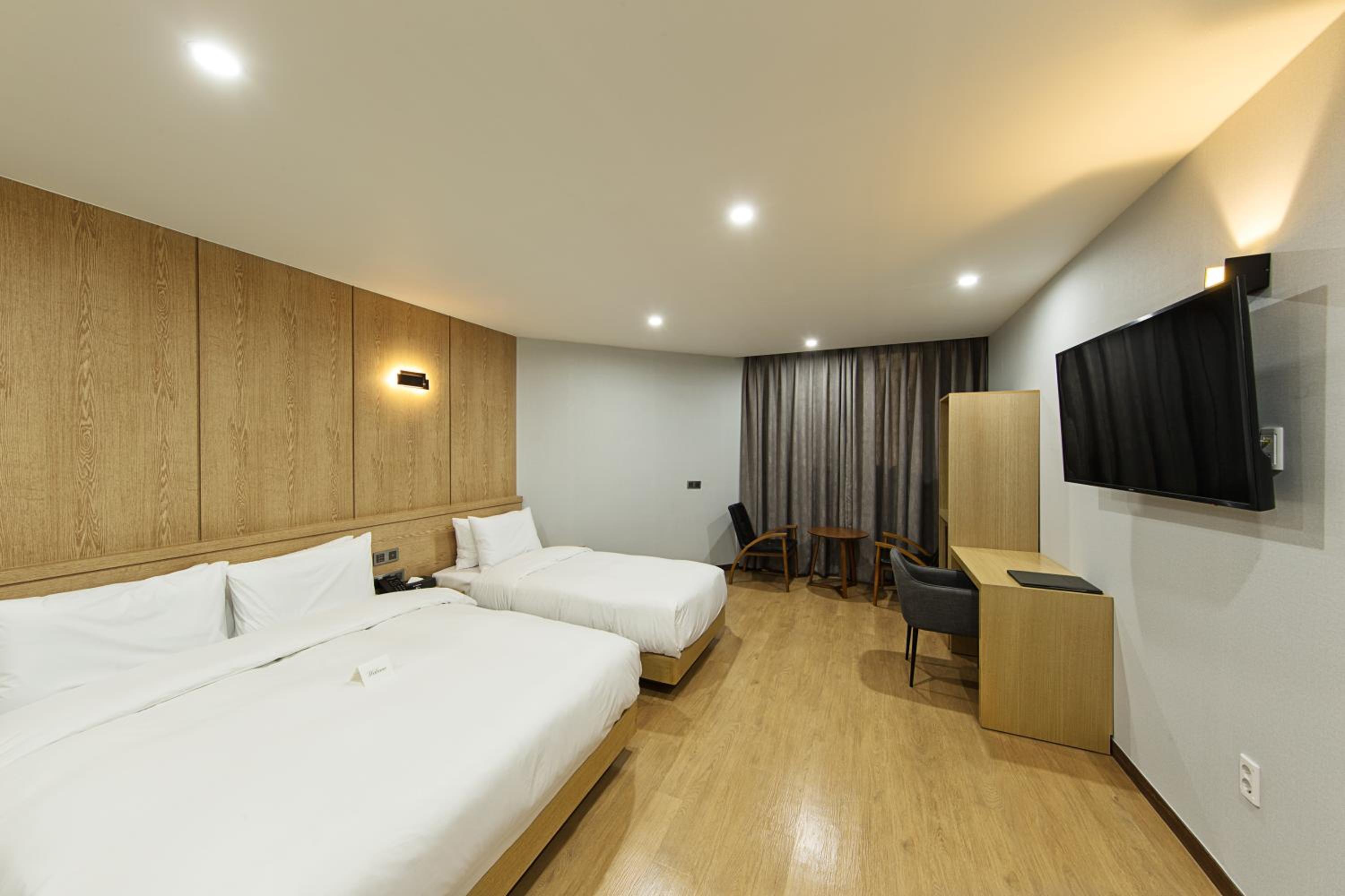 Junior Suite - Photo 1