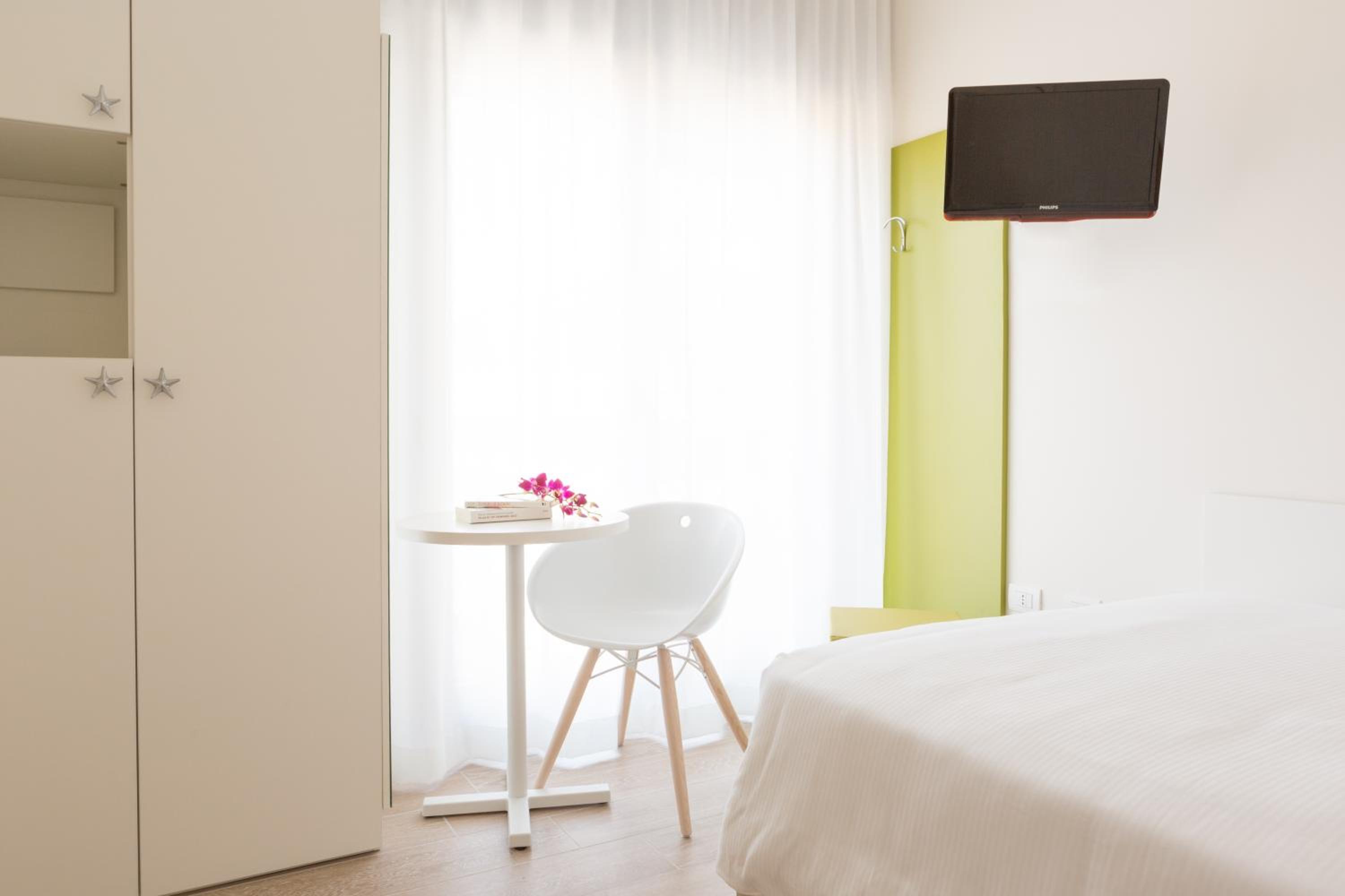 Budget Double Room photo 1