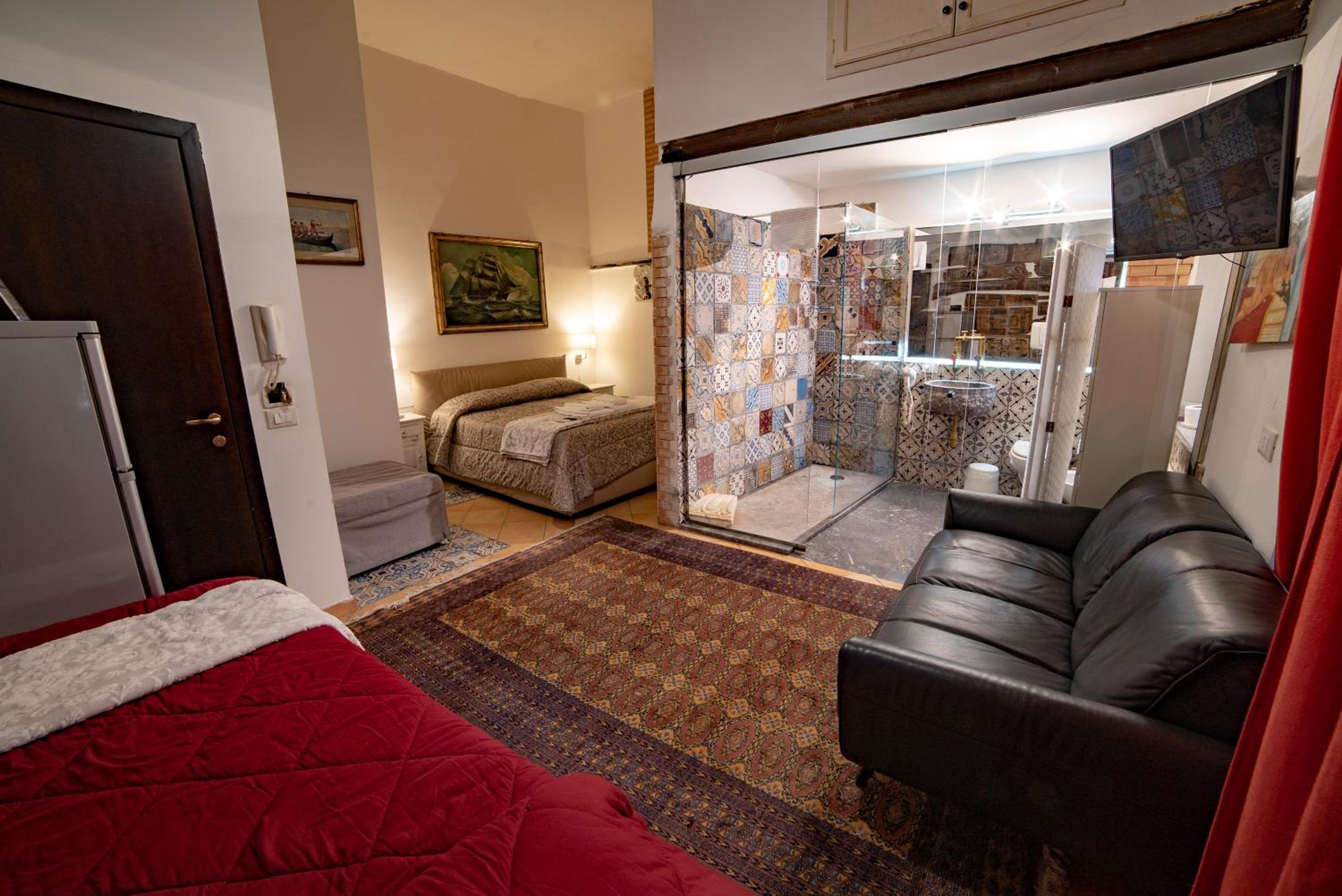 Junior Suite with Balcony photo 2