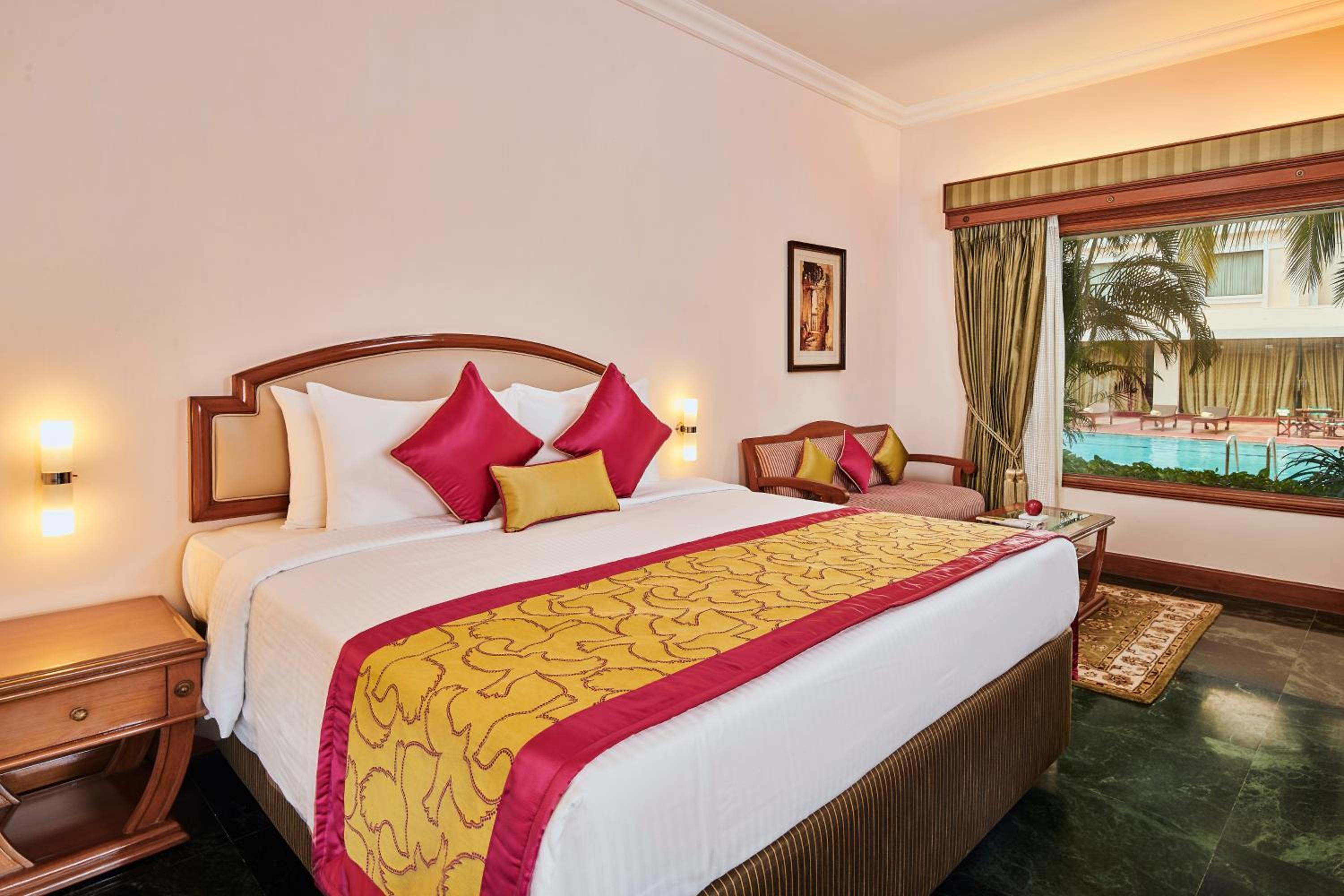 Deluxe Double Room with Pool View - 20% Discount on F&B and SPA (till 30th Sep 2026) - Photo 1