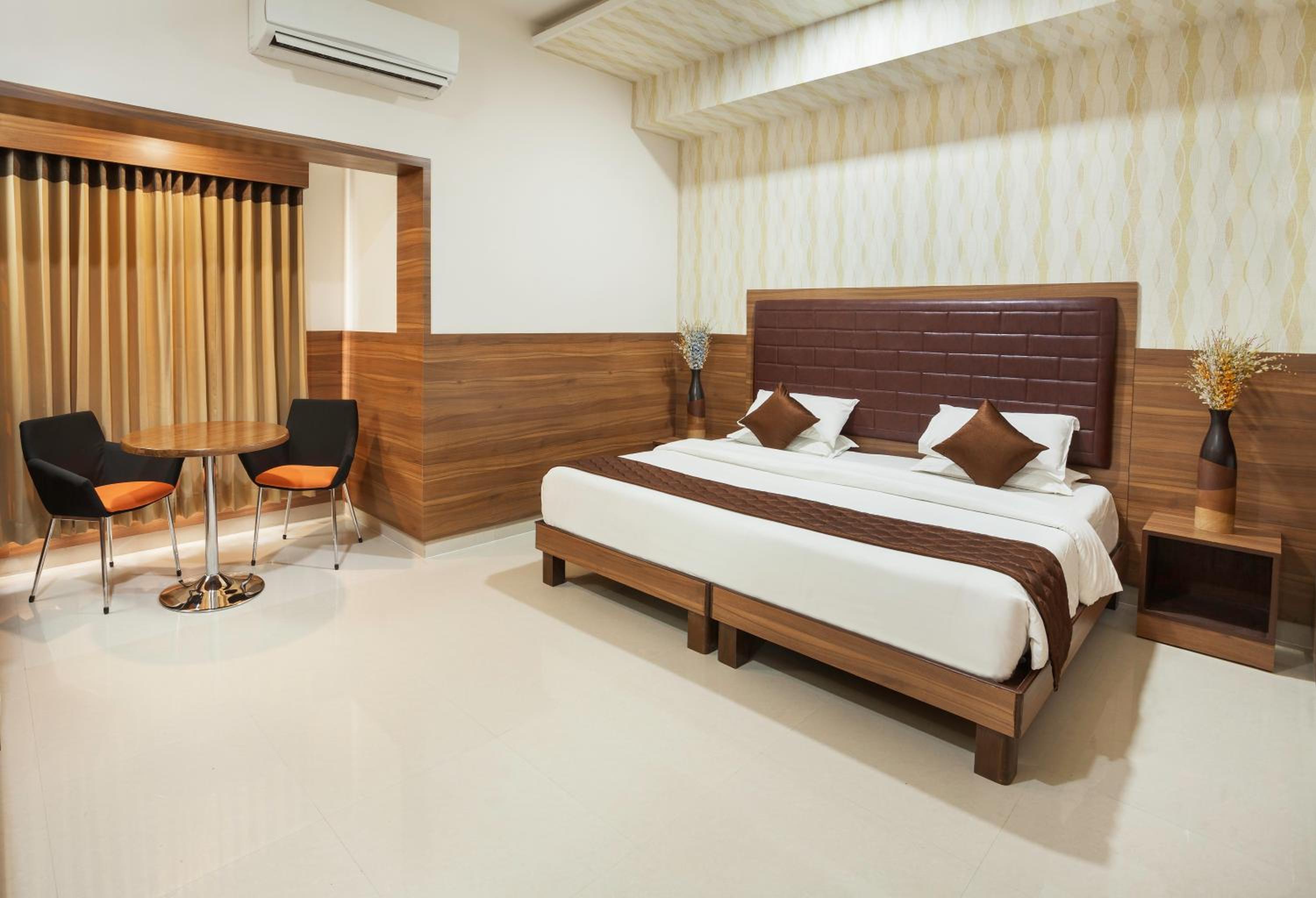Double Comfort A/C Room - Photo 4