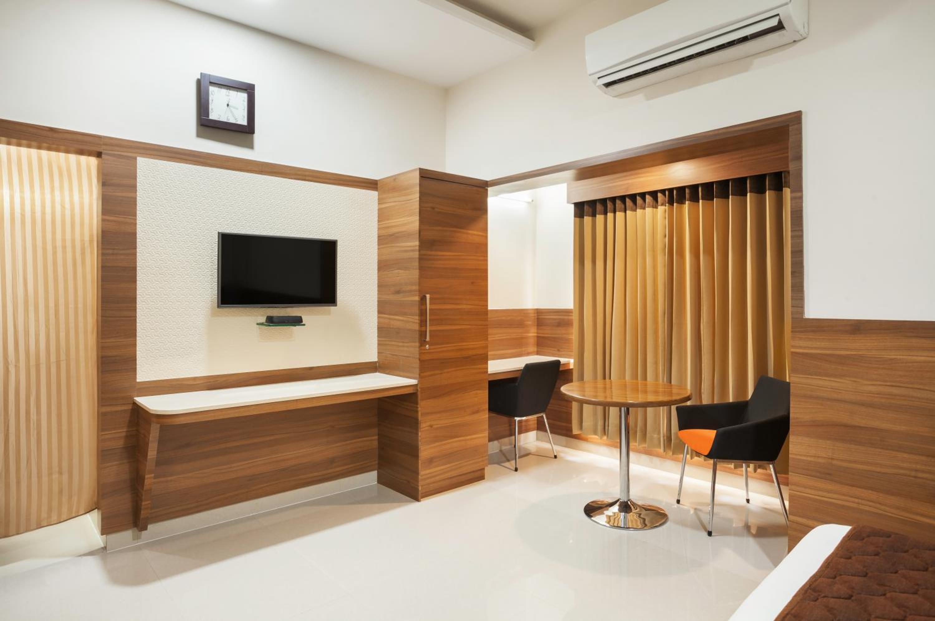 Double Comfort A/C Room - Photo 3