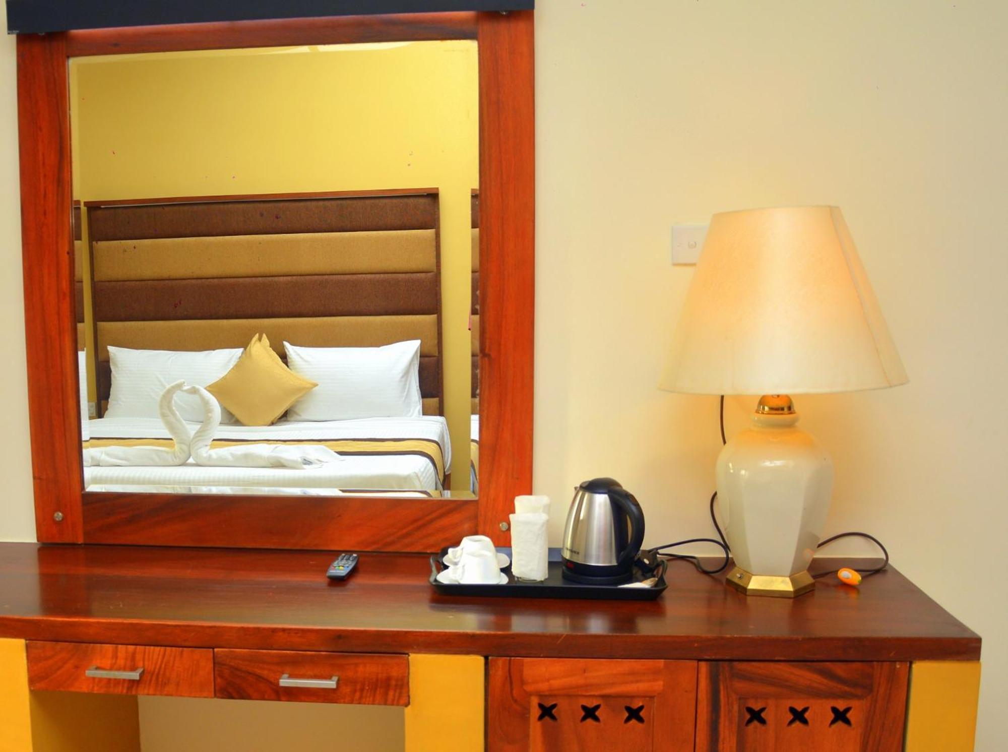 Familiensuite mit Balkon