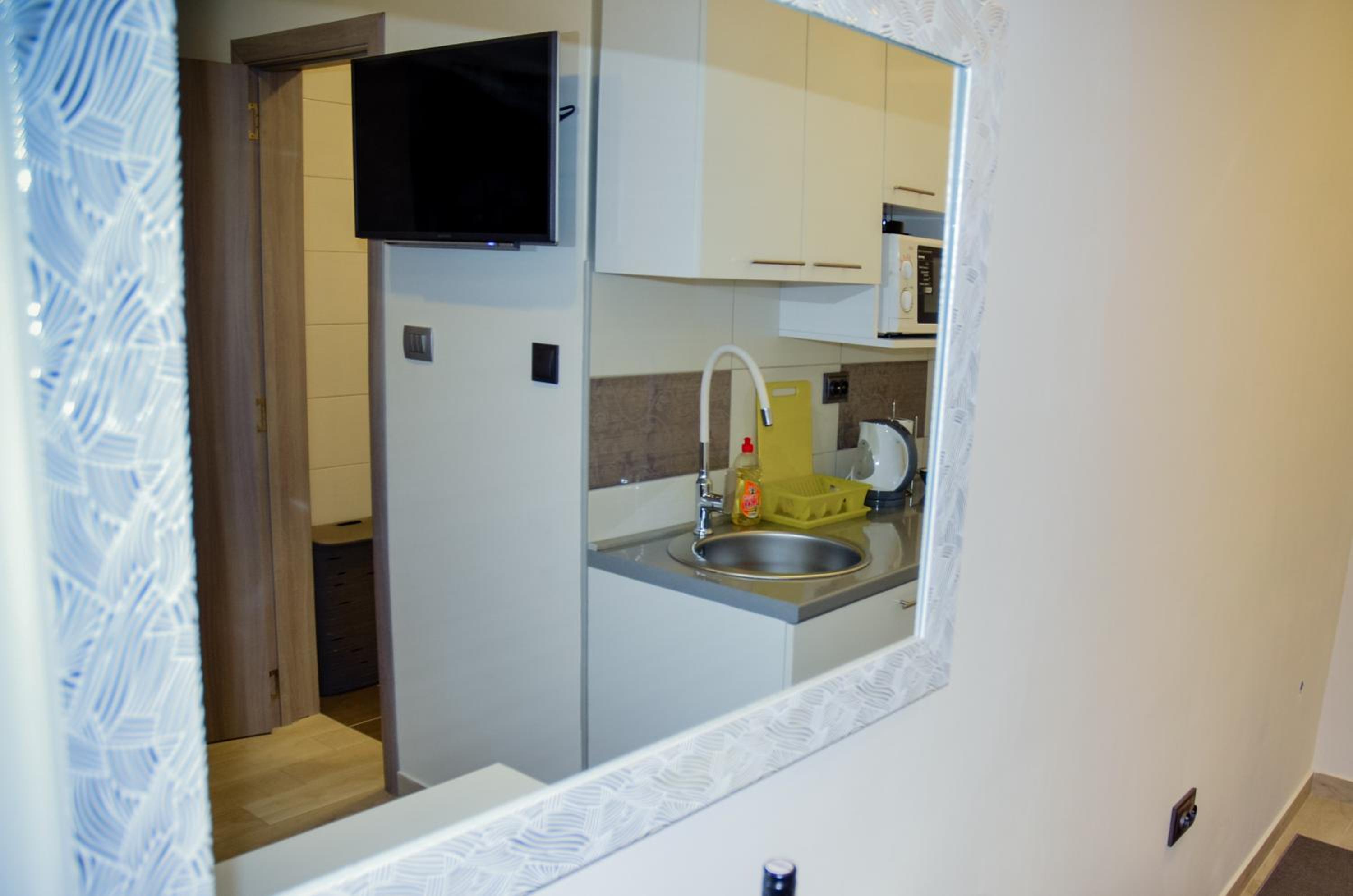 Studio Apartment photo 3