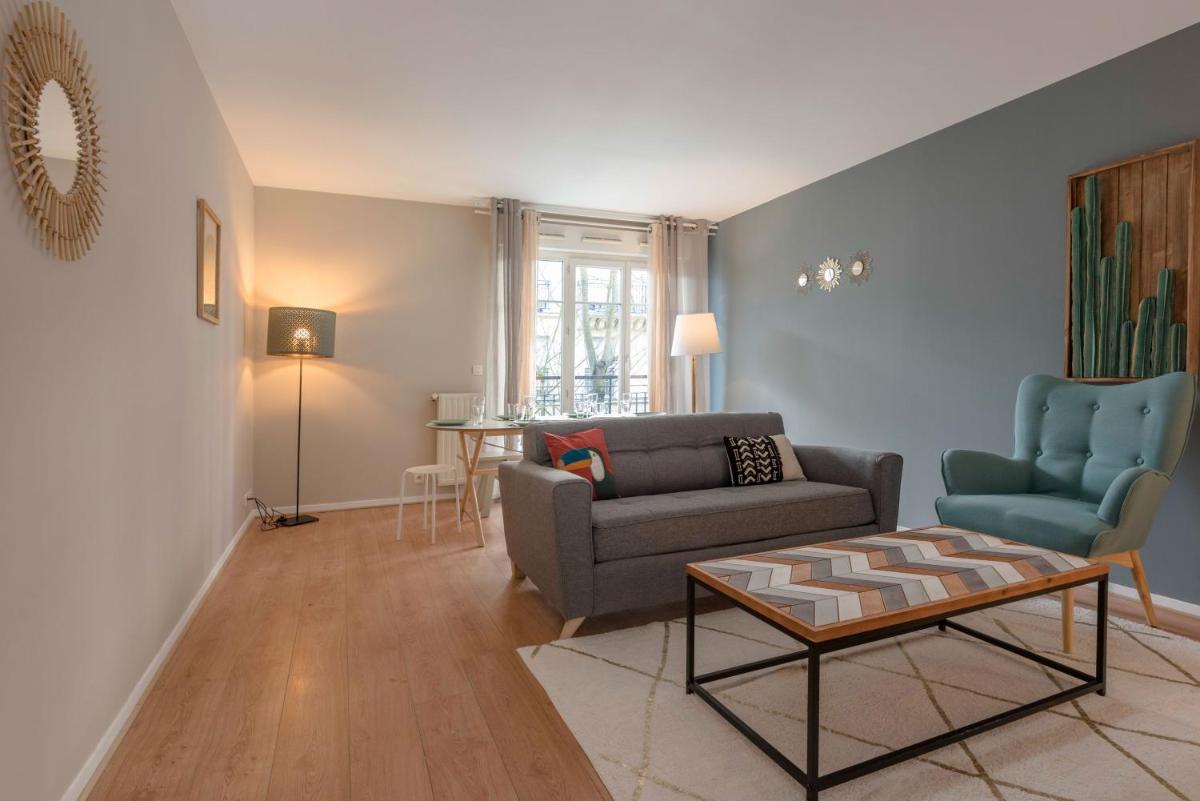 Three-Bedroom Apartment photo 1