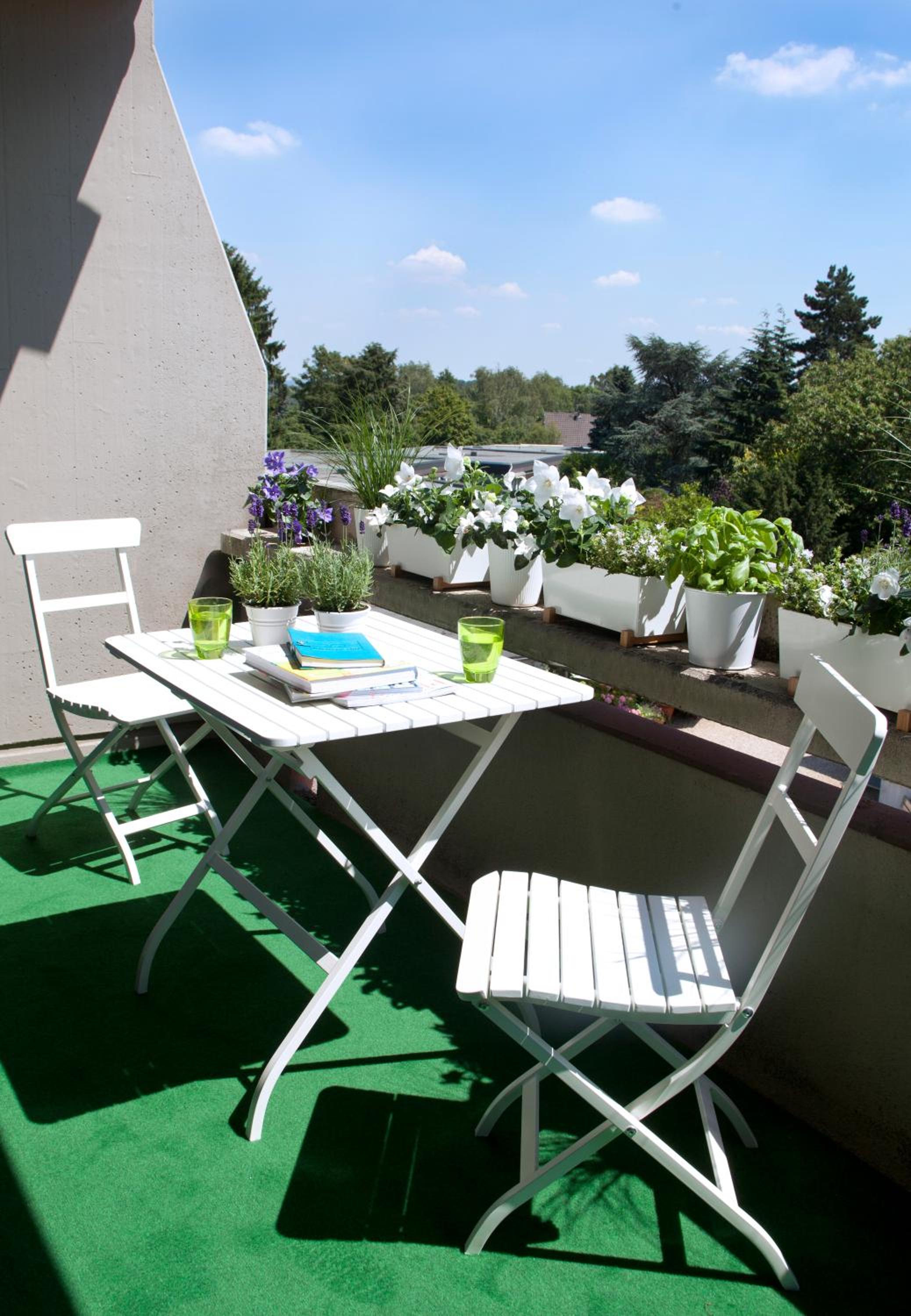 Studio with Balcony photo 2