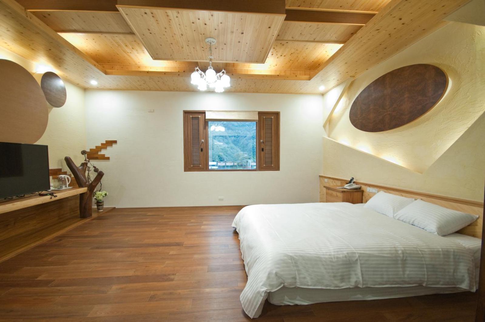Double Room with Mountain View - Photo 2