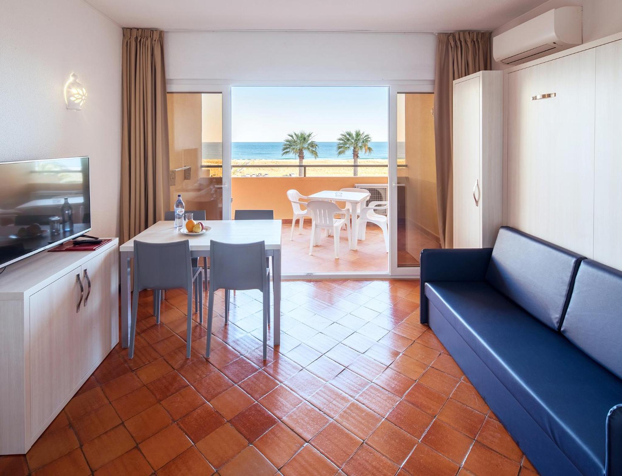 Studio with Sea View (2 Adults + 2 Children)