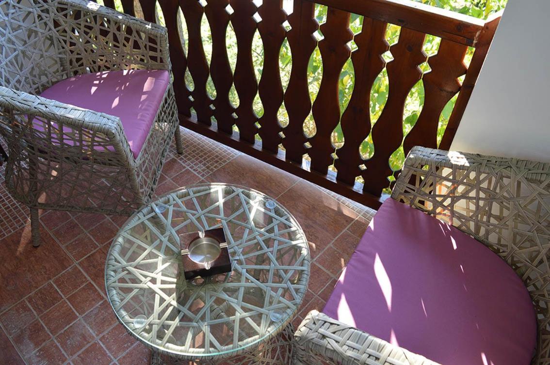 Family Room with Balcony photo 1