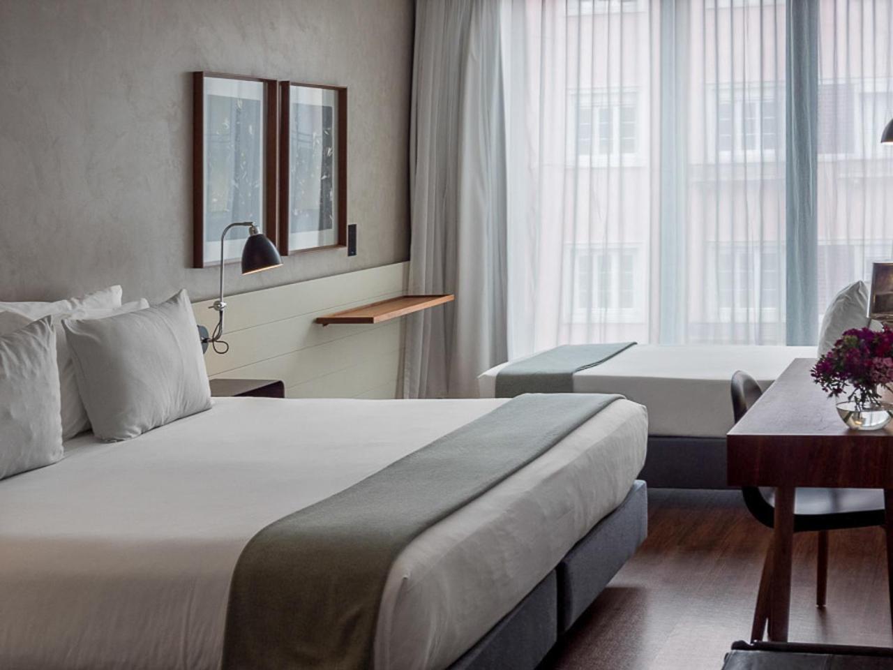 Superior Deluxe Double or Twin Room with Extra Bed