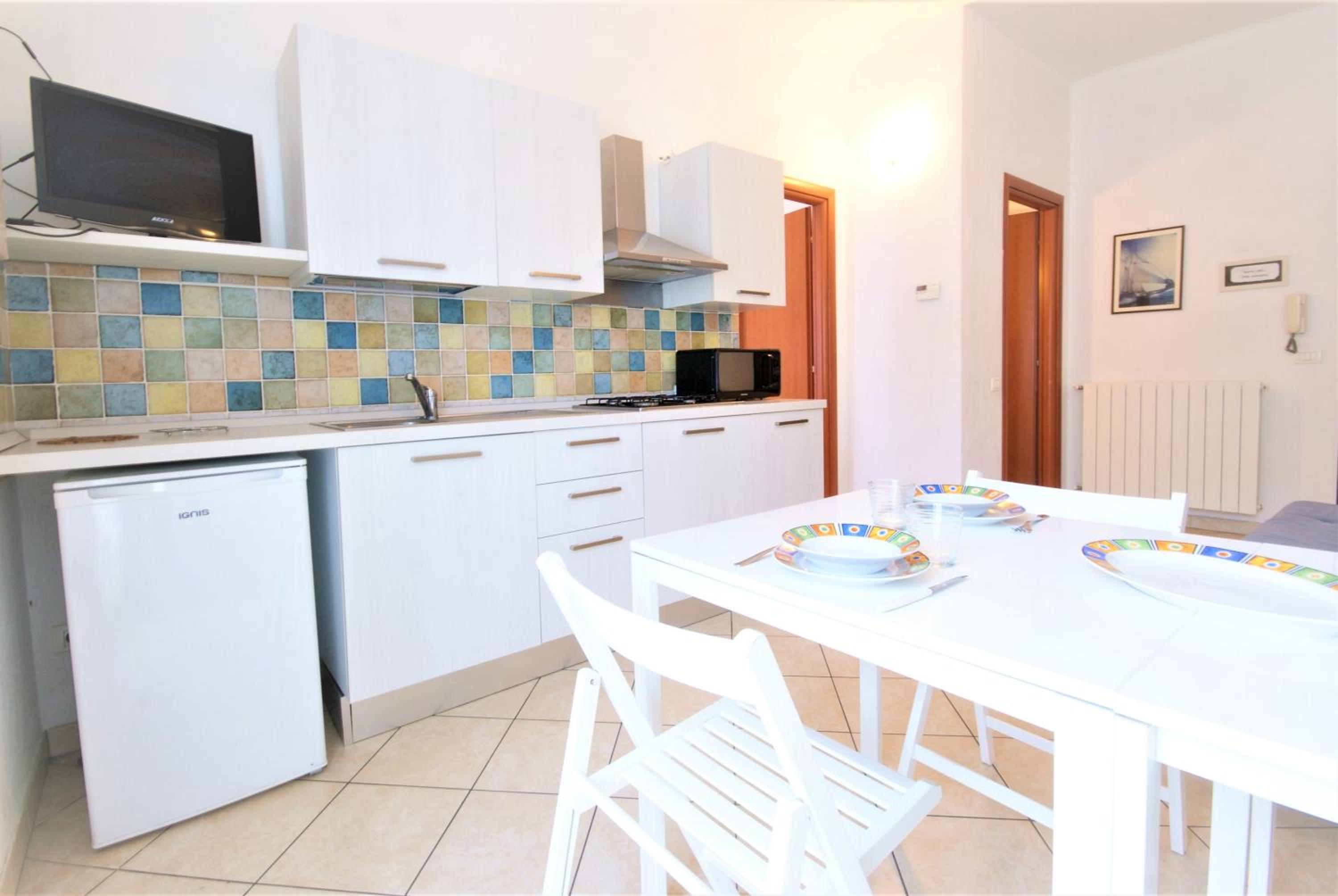 One-Bedroom Apartment (5 Adults) photo 3