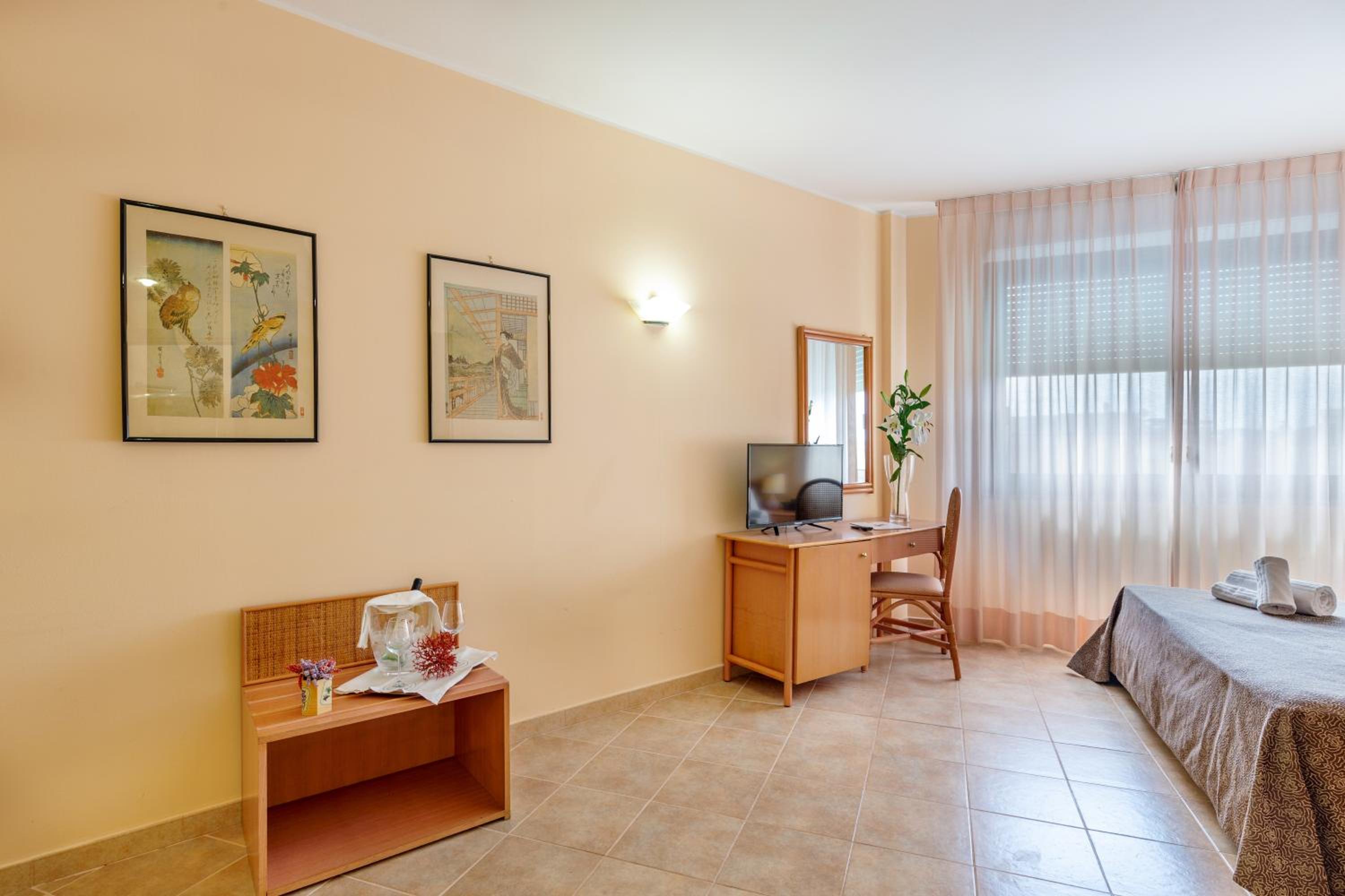 Standard Room - Photo 5